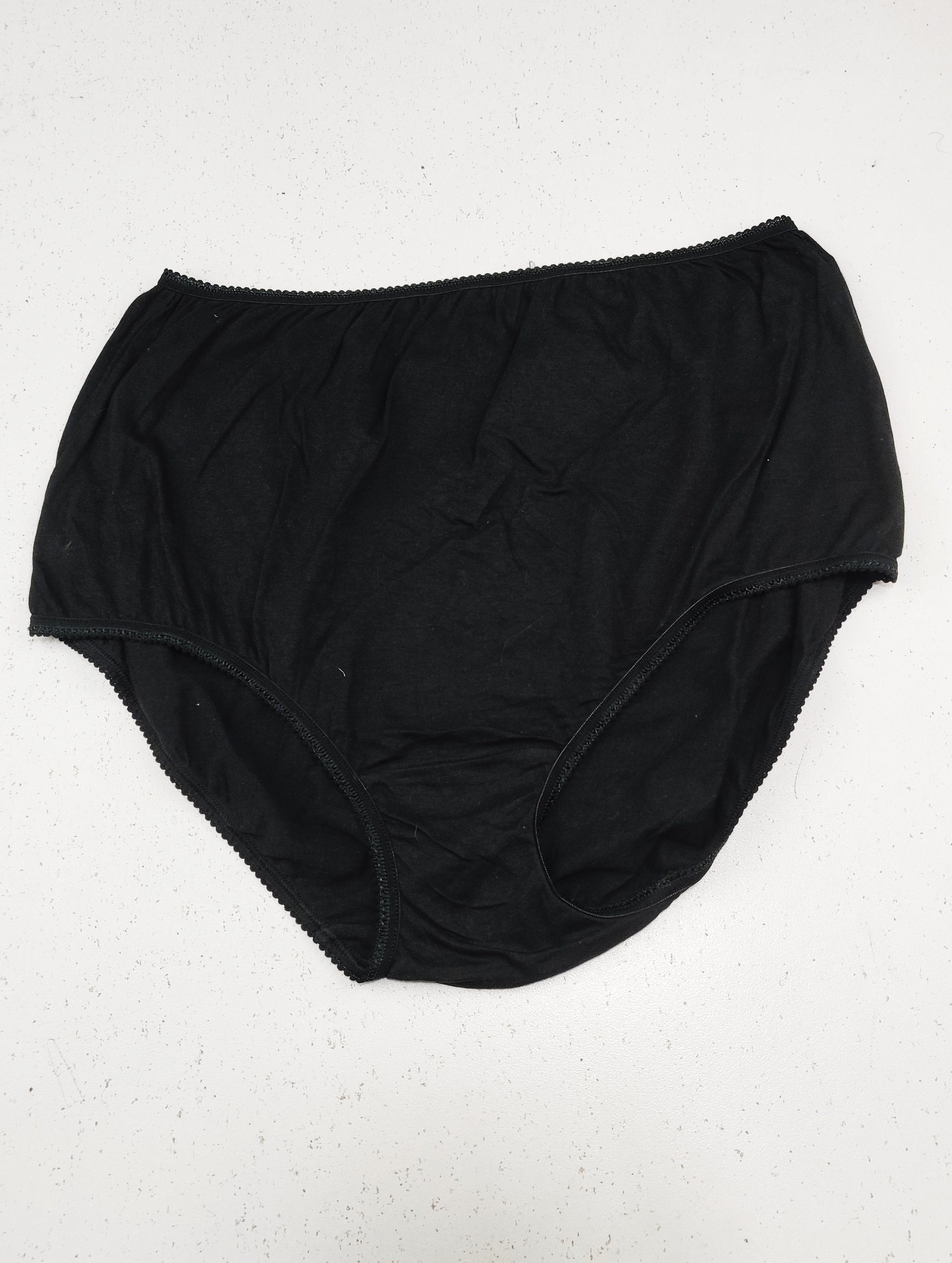 Buy online pre-used pre-loved 100% authentic & Original branded Marks & Spencer (PU-2217) available in Pakistan. Top international brands avilable.
