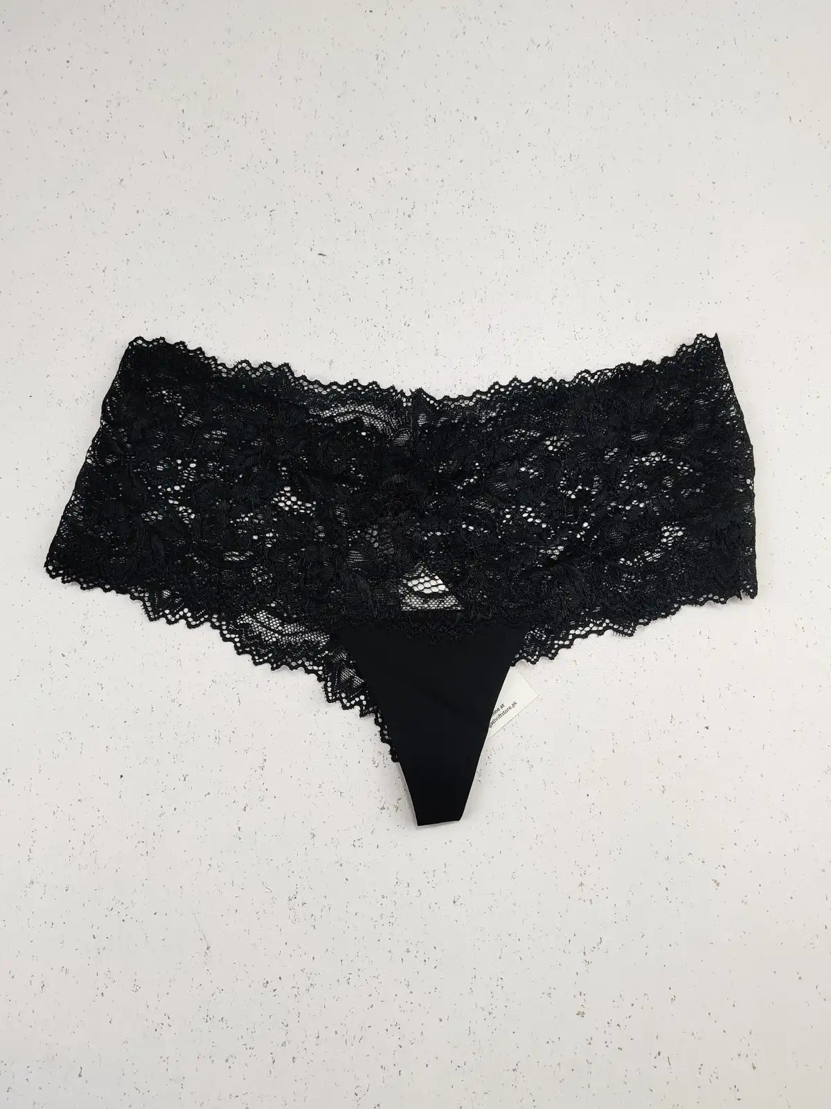 Buy online pre-used pre-loved 100% authentic & Original branded Marks & Spencer (PU-222) available in Pakistan. Top international brands avilable.