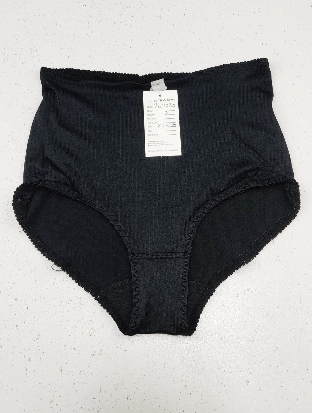 Buy online pre-used pre-loved 100% authentic & Original branded Unknown Brand (PU-2220) available in Pakistan. Top international brands avilable.