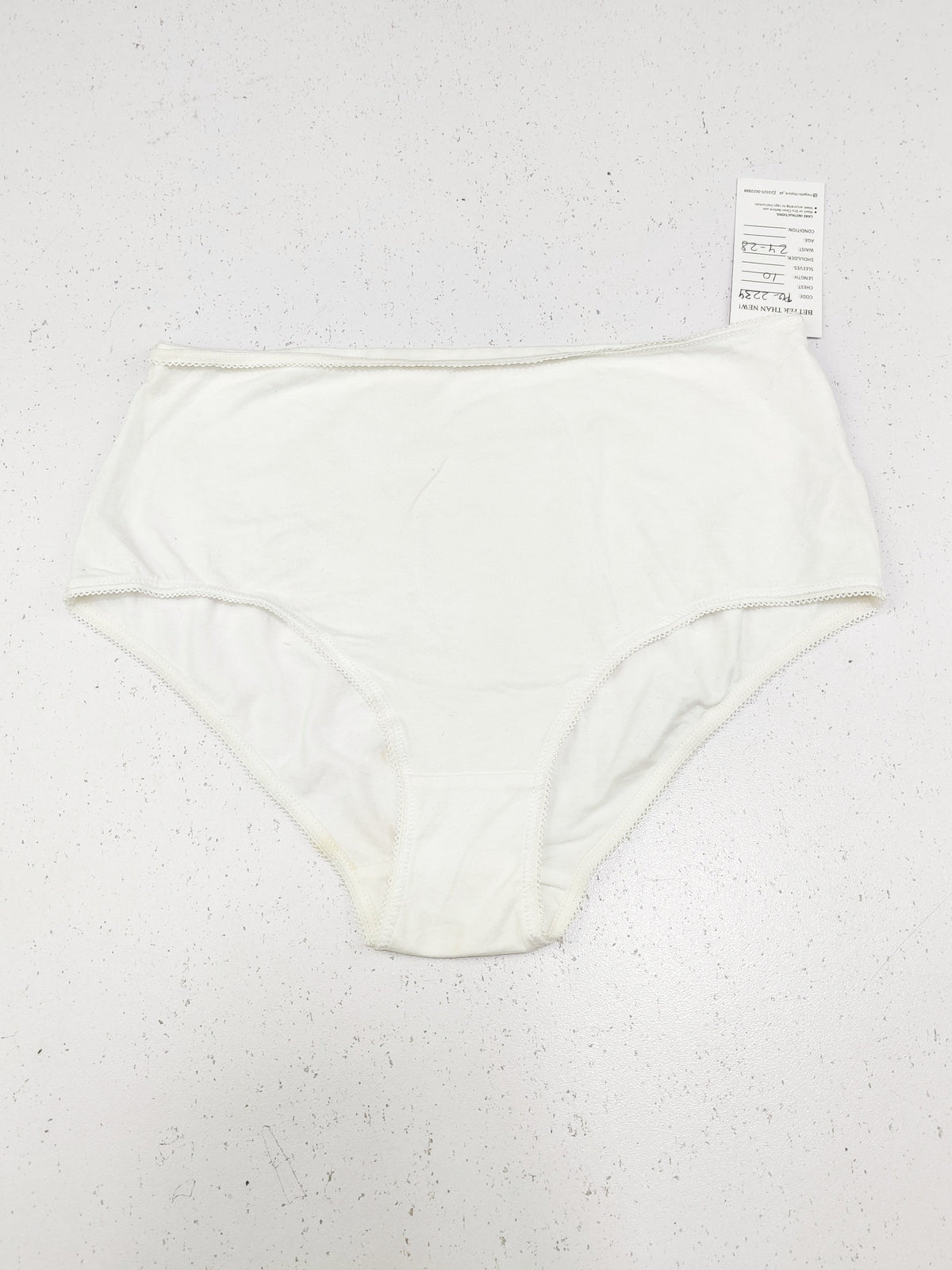 Buy online pre-used pre-loved 100% authentic & Original branded F&F (PU-2234) available in Pakistan. Top international brands avilable.