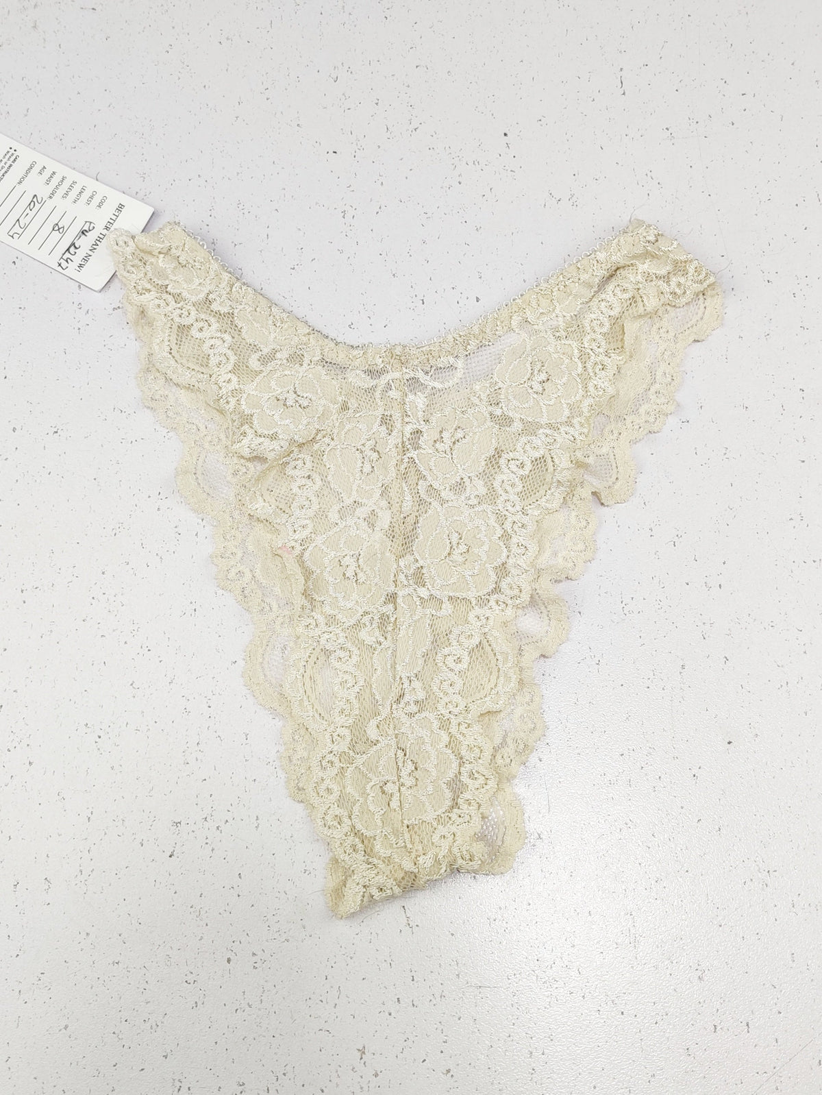 Buy online pre-used pre-loved 100% authentic & Original branded Unknown Brand (PU-2247) available in Pakistan. Top international brands avilable.