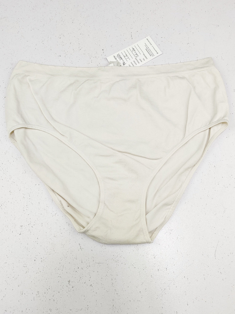 Buy online pre-used pre-loved 100% authentic & Original branded Cote (PU-2254) available in Pakistan. Top international brands avilable.