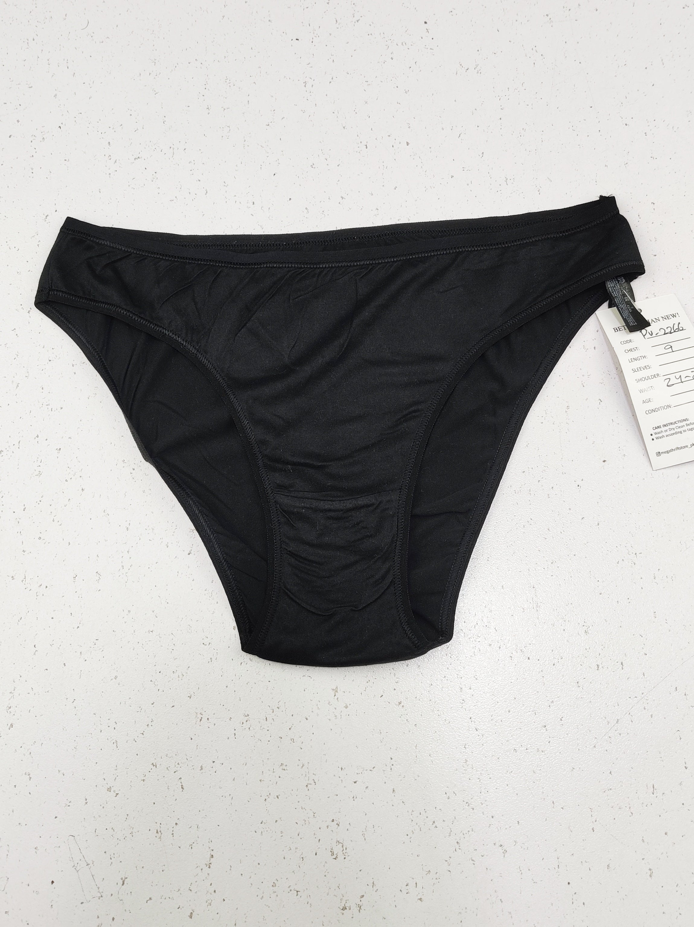 Buy online pre-used pre-loved 100% authentic & Original branded Primark (PU-2266) available in Pakistan. Top international brands avilable.