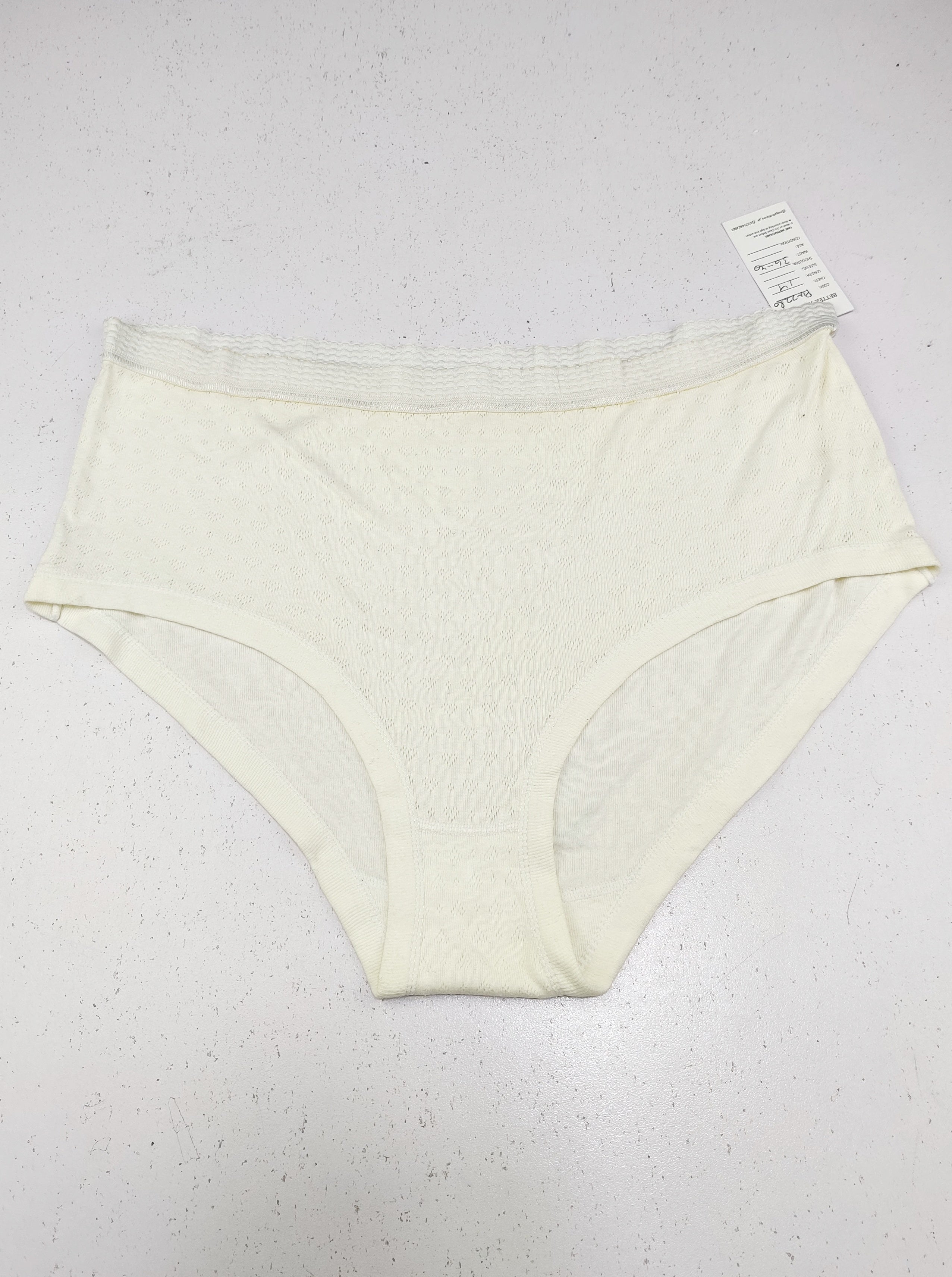 Buy online pre-used pre-loved 100% authentic & Original branded Unknown Brand (PU-2280) available in Pakistan. Top international brands avilable.