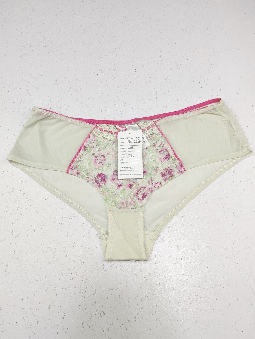Buy online pre-used pre-loved 100% authentic & Original branded George (PU-2286) available in Pakistan. Top international brands avilable.