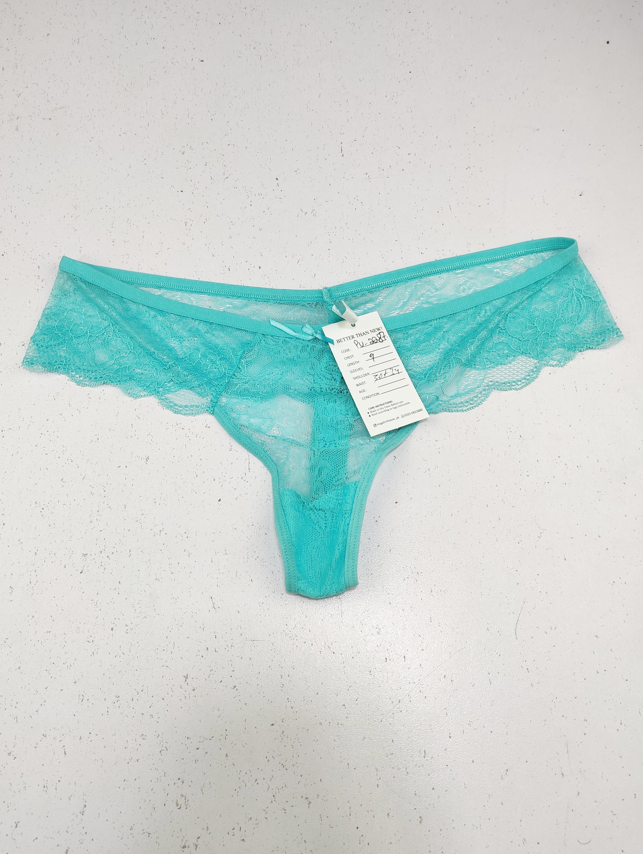 Buy online pre-used pre-loved 100% authentic & Original branded Unknown Brand (PU-2287) available in Pakistan. Top international brands avilable.