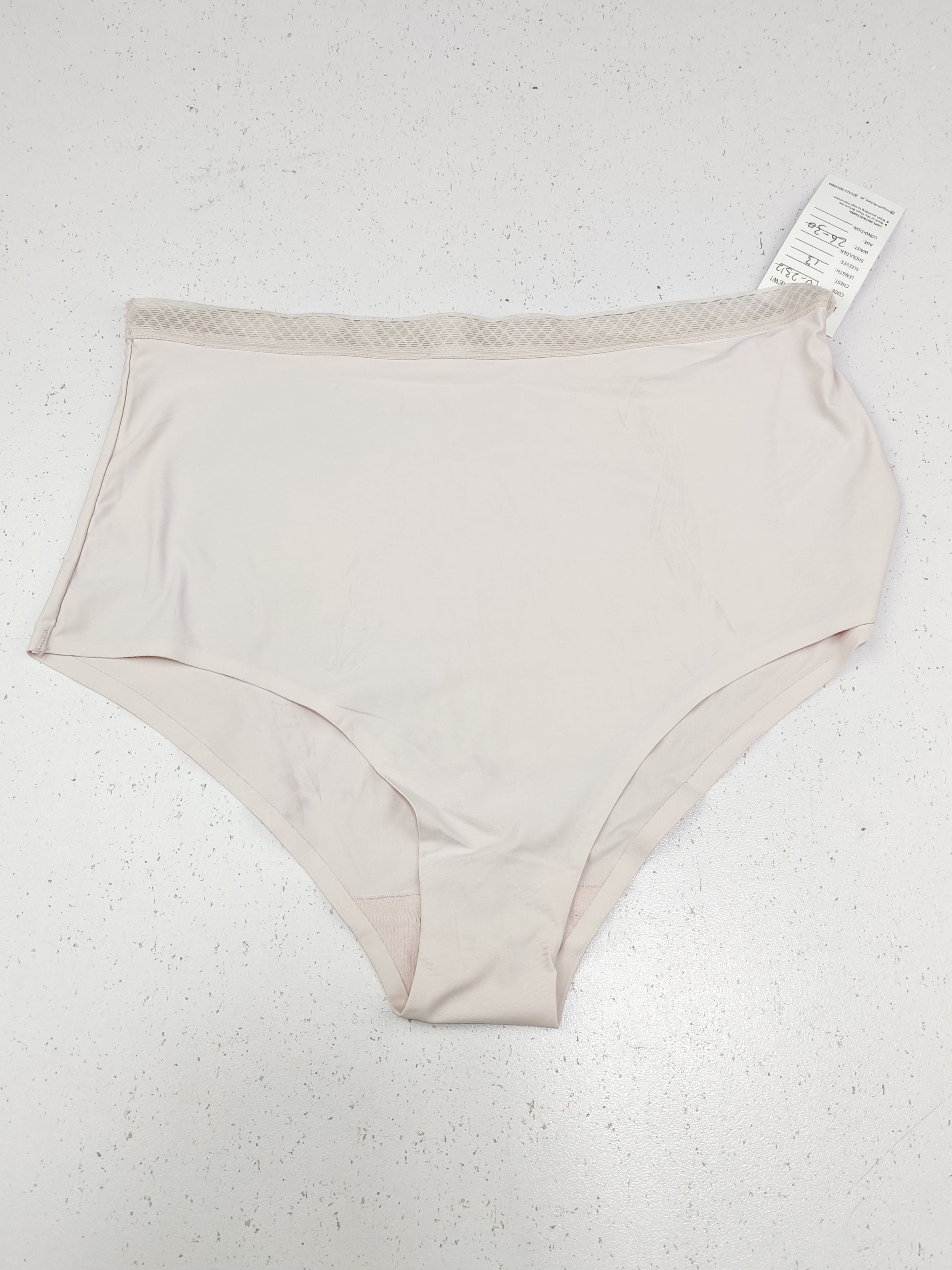 Buy online pre-used pre-loved 100% authentic & Original branded Unknown Brand (PU-2312) available in Pakistan. Top international brands avilable.