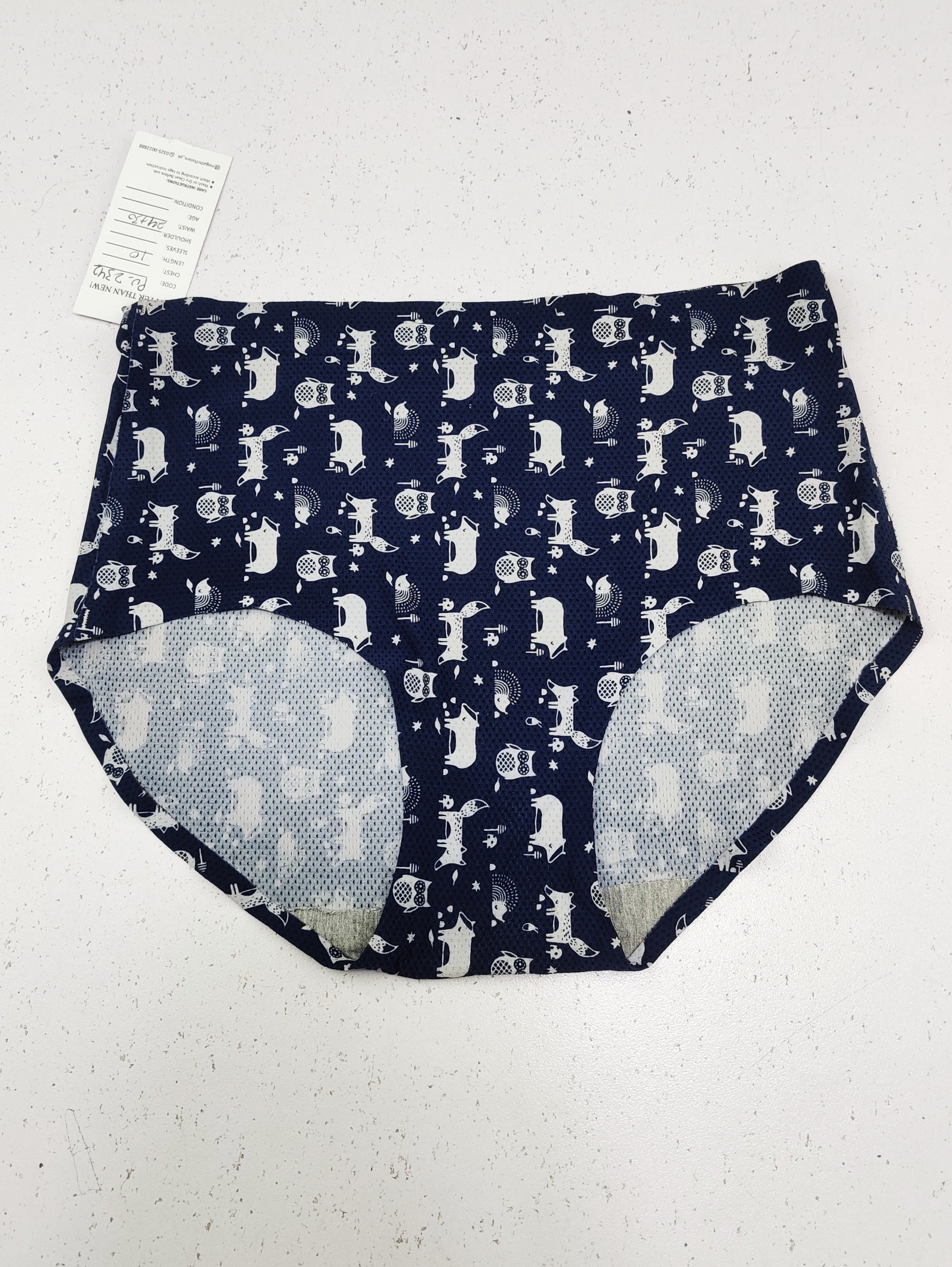 Buy online pre-used pre-loved 100% authentic & Original branded Unknown Brand (PU-2342) available in Pakistan. Top international brands avilable.
