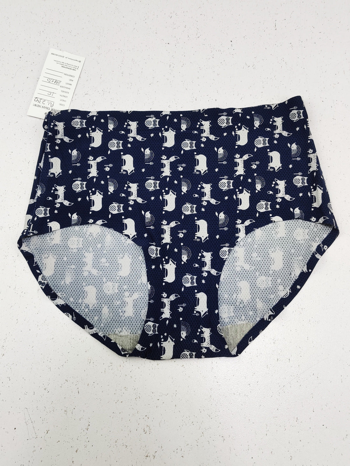 Buy online pre-used pre-loved 100% authentic & Original branded Unknown Brand (PU-2342) available in Pakistan. Top international brands avilable.