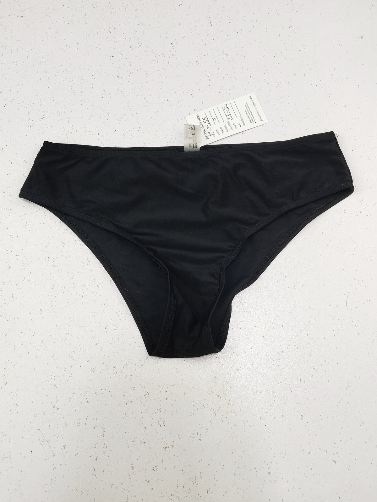 Buy online pre-used pre-loved 100% authentic & Original branded Unknown Brand (PU-2355) available in Pakistan. Top international brands avilable.