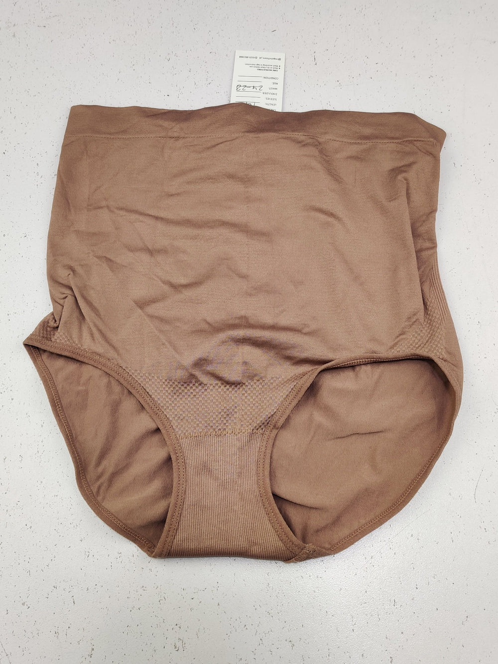Buy online pre-used pre-loved 100% authentic & Original branded Unknown Brand (PU-2356) available in Pakistan. Top international brands avilable.