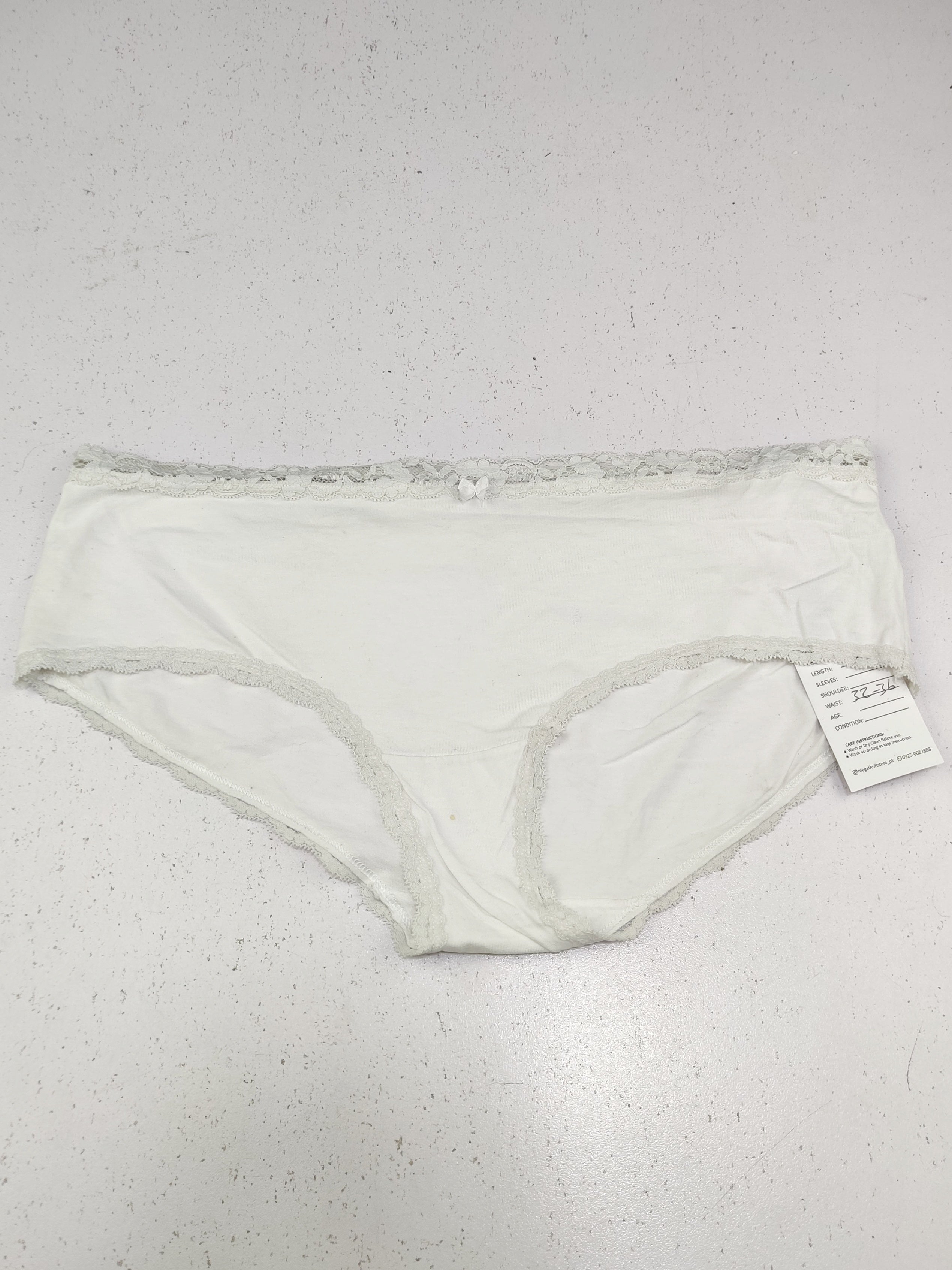 Buy online pre-used pre-loved 100% authentic & Original branded Marks & Spencer (PU-2364) available in Pakistan. Top international brands avilable.