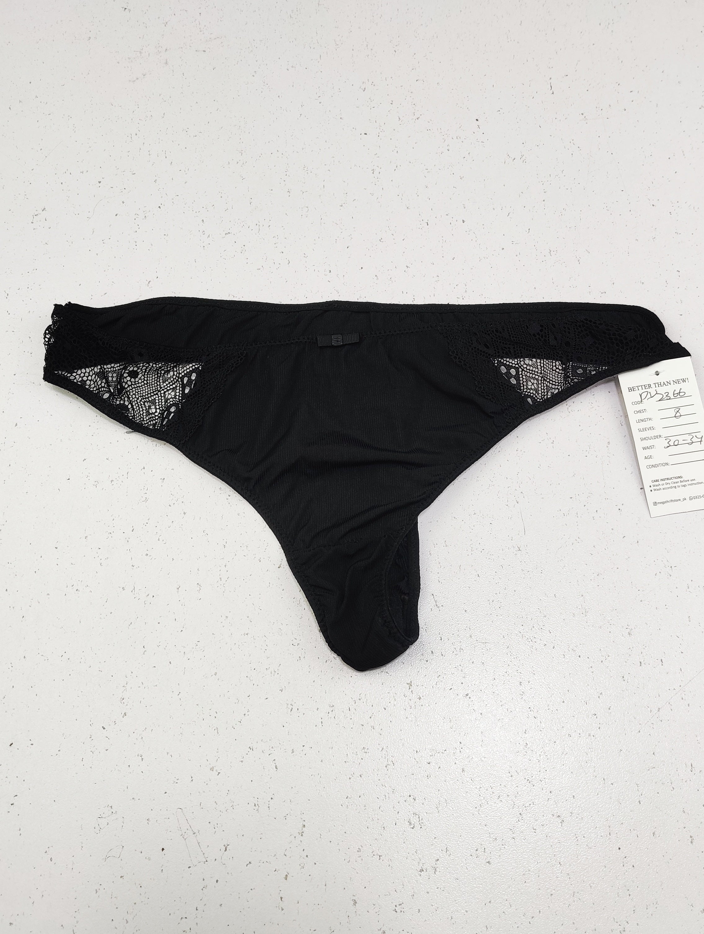 Buy online pre-used pre-loved 100% authentic & Original branded Unknown Brand (PU-2366) available in Pakistan. Top international brands avilable.