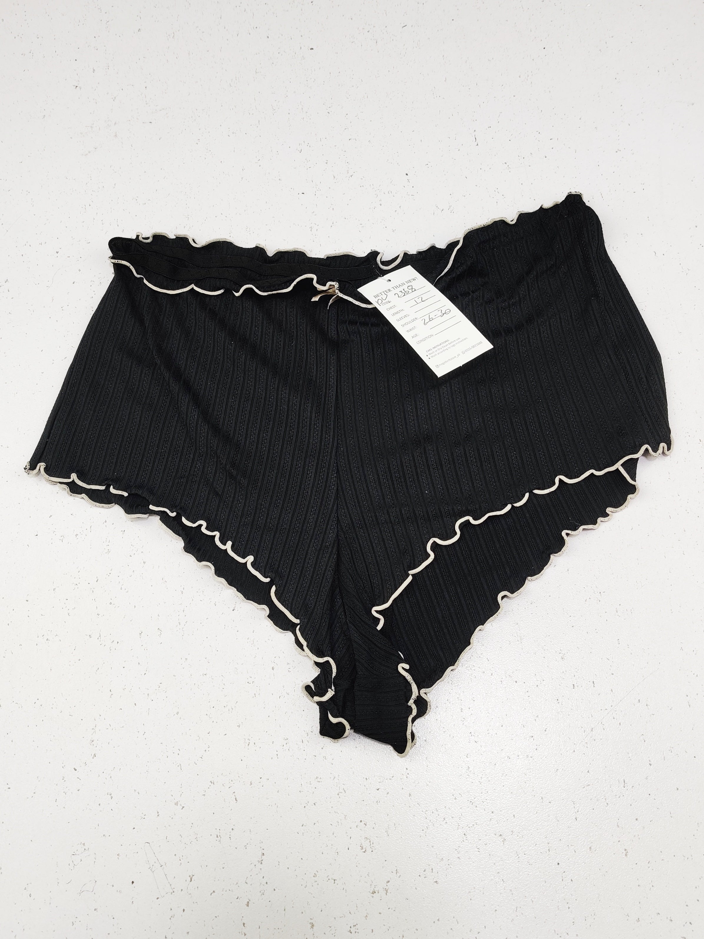 Buy online pre-used pre-loved 100% authentic & Original branded Unknown Brand (PU-2368) available in Pakistan. Top international brands avilable.