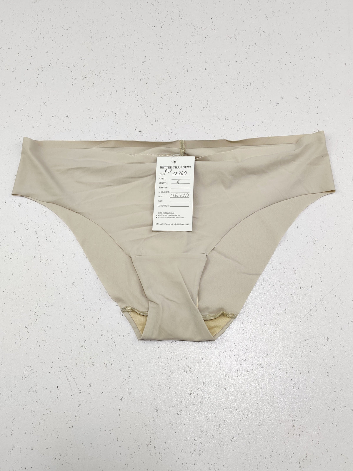 Buy online pre-used pre-loved 100% authentic & Original branded Unknown Brand (PU-2369) available in Pakistan. Top international brands avilable.