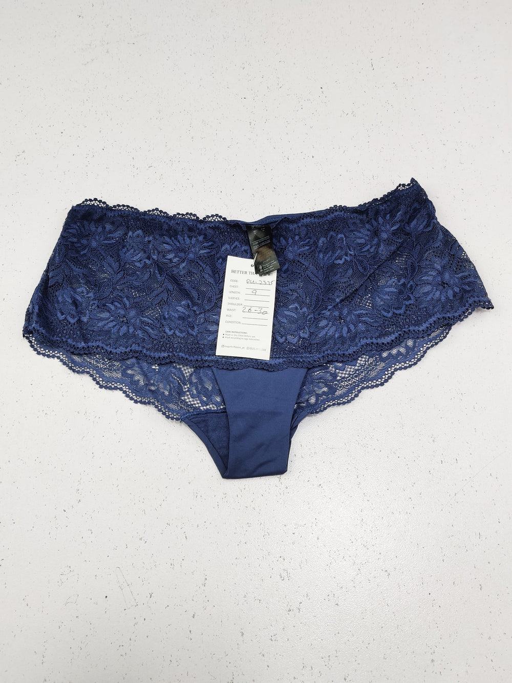 Buy online pre-used pre-loved 100% authentic & Original branded F&F (PU-2375) available in Pakistan. Top international brands avilable.