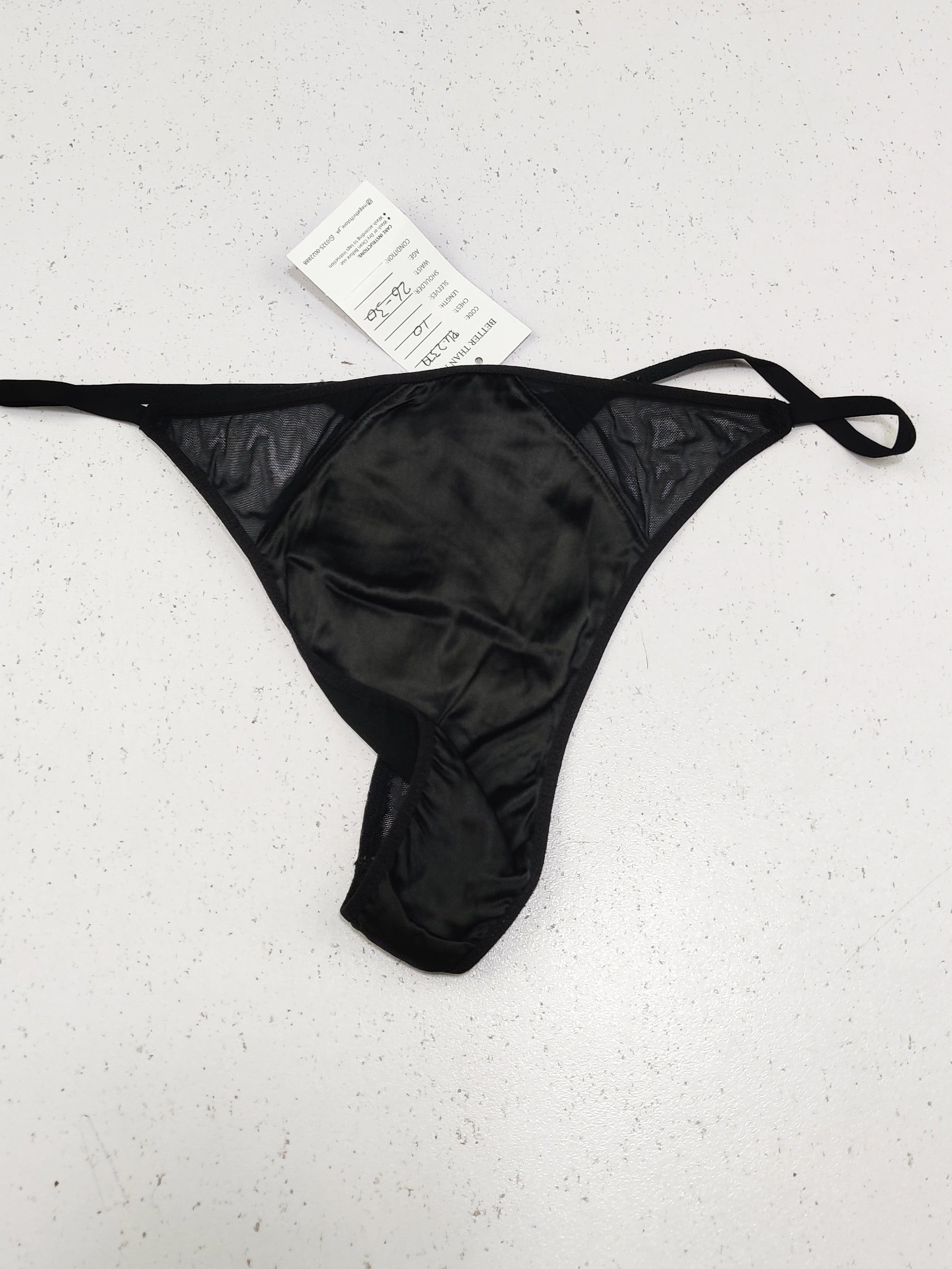 Buy online pre-used pre-loved 100% authentic & Original branded Unknown Brand (PU-2379) available in Pakistan. Top international brands avilable.