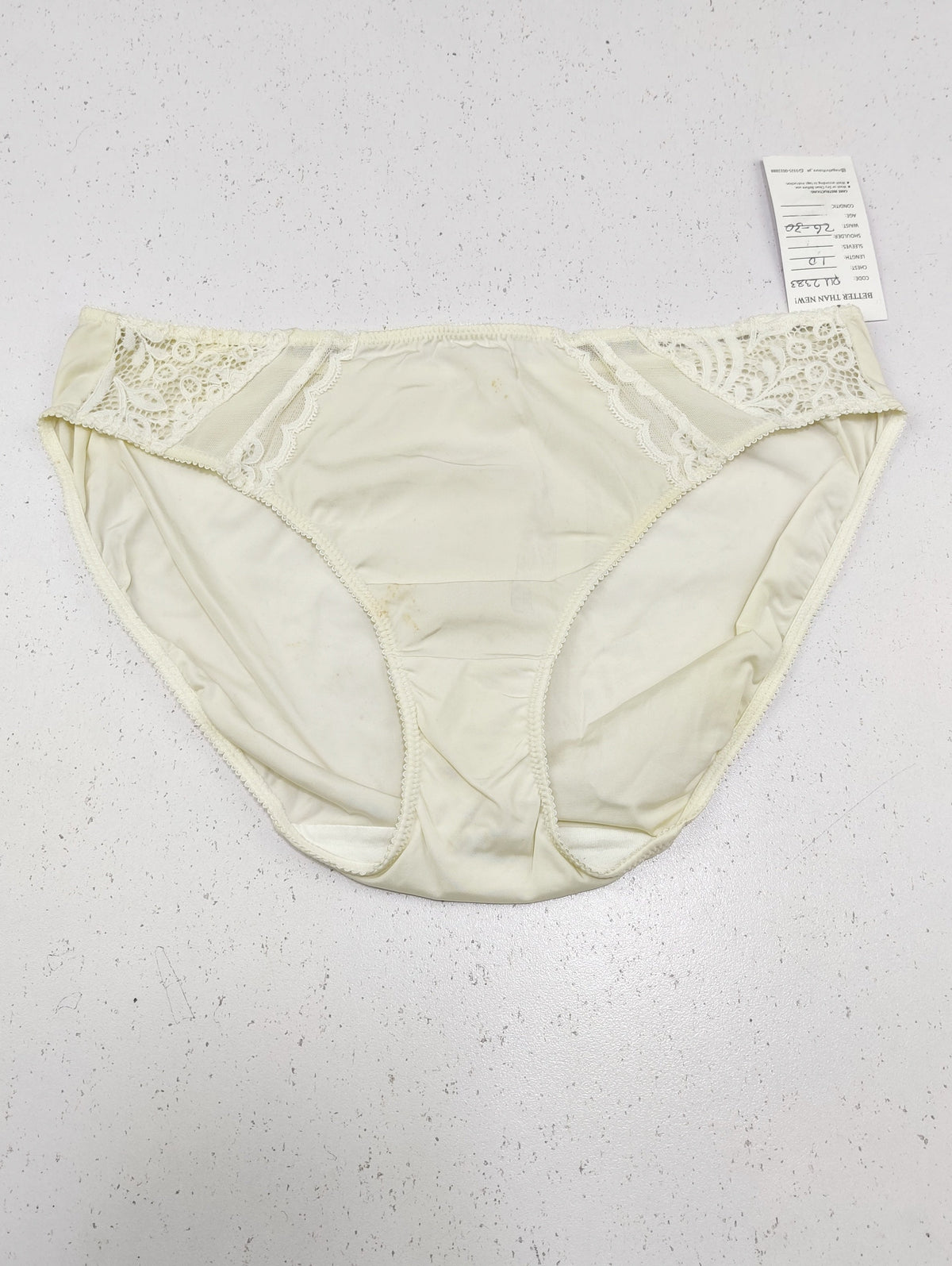 Buy online pre-used pre-loved 100% authentic & Original branded Unknown Brand (PU-2383) available in Pakistan. Top international brands avilable.