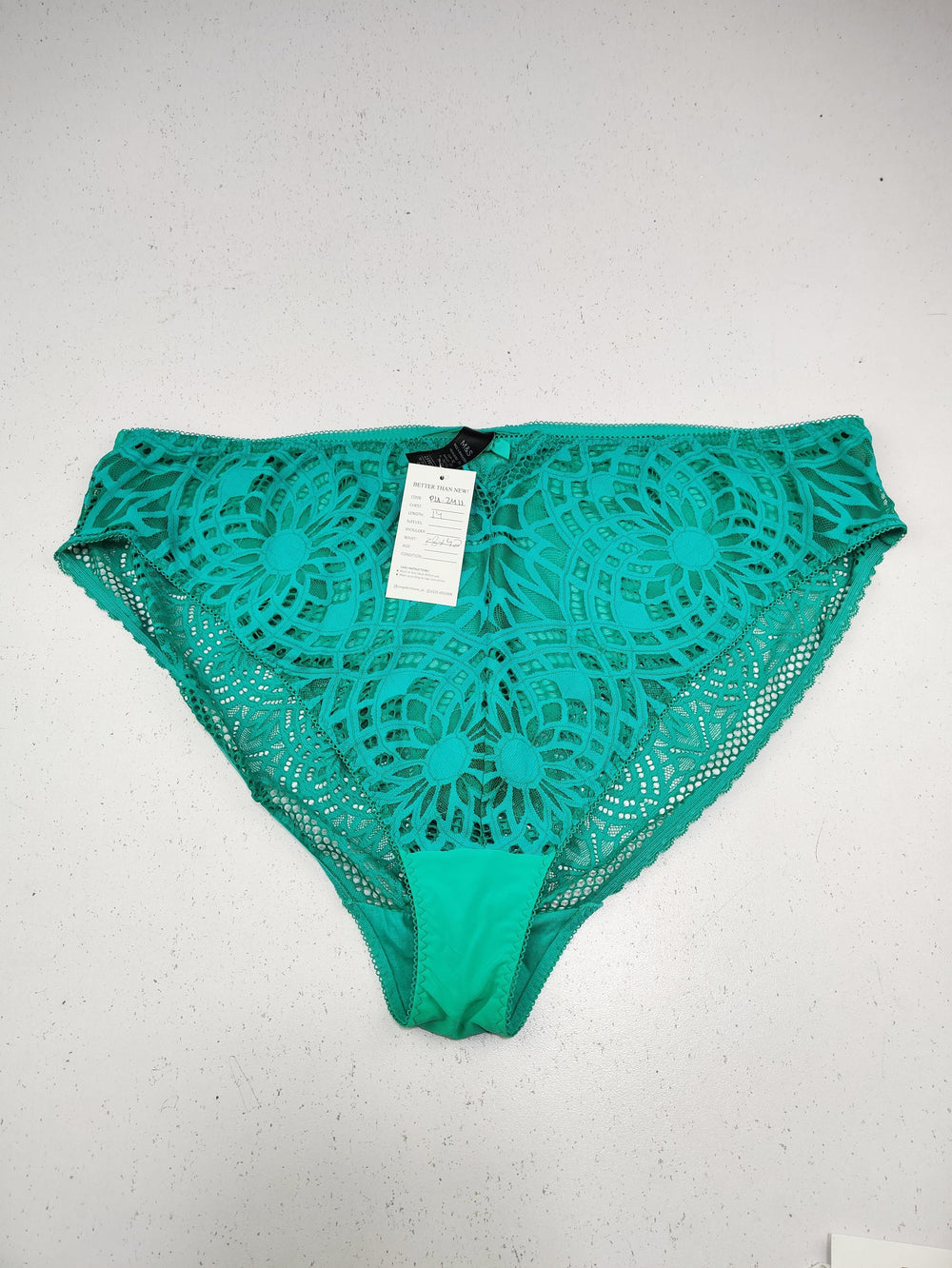 Buy online pre-used pre-loved 100% authentic & Original branded Marks & Spencer (PU-2411) available in Pakistan. Top international brands avilable.