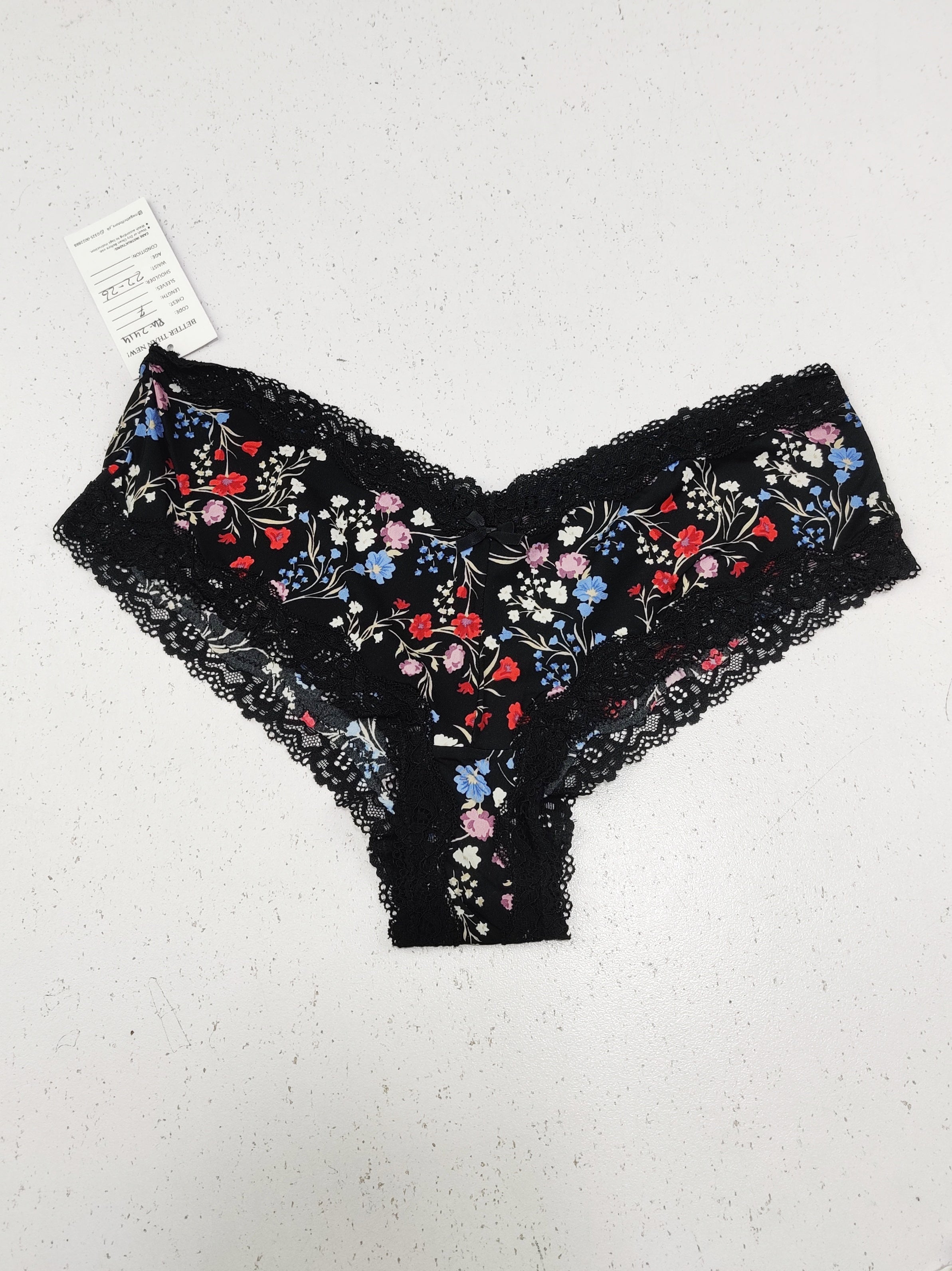 Buy online pre-used pre-loved 100% authentic & Original branded Unknown Brand (PU-2414) available in Pakistan. Top international brands avilable.