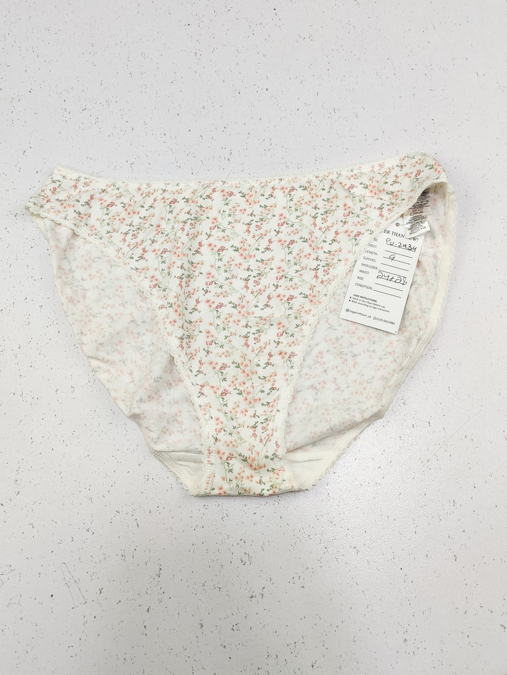 Buy online pre-used pre-loved 100% authentic & Original branded Dunnes Stores (PU-2434) available in Pakistan. Top international brands avilable.