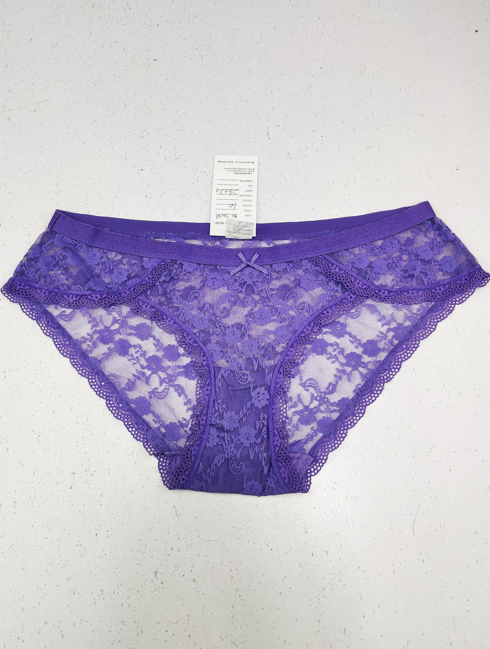 Buy online pre-used pre-loved 100% authentic & Original branded Humke Moller (PU-2458) available in Pakistan. Top international brands avilable.