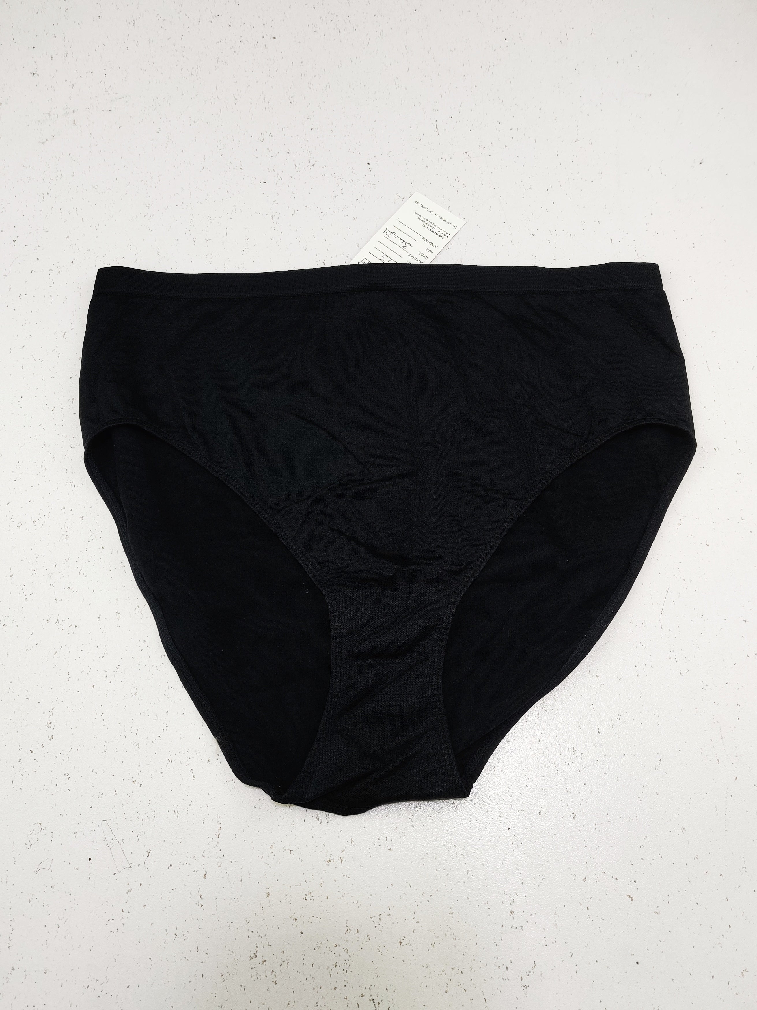 Buy online pre-used pre-loved 100% authentic & Original branded Unknown Brand (PU-2509) available in Pakistan. Top international brands avilable.