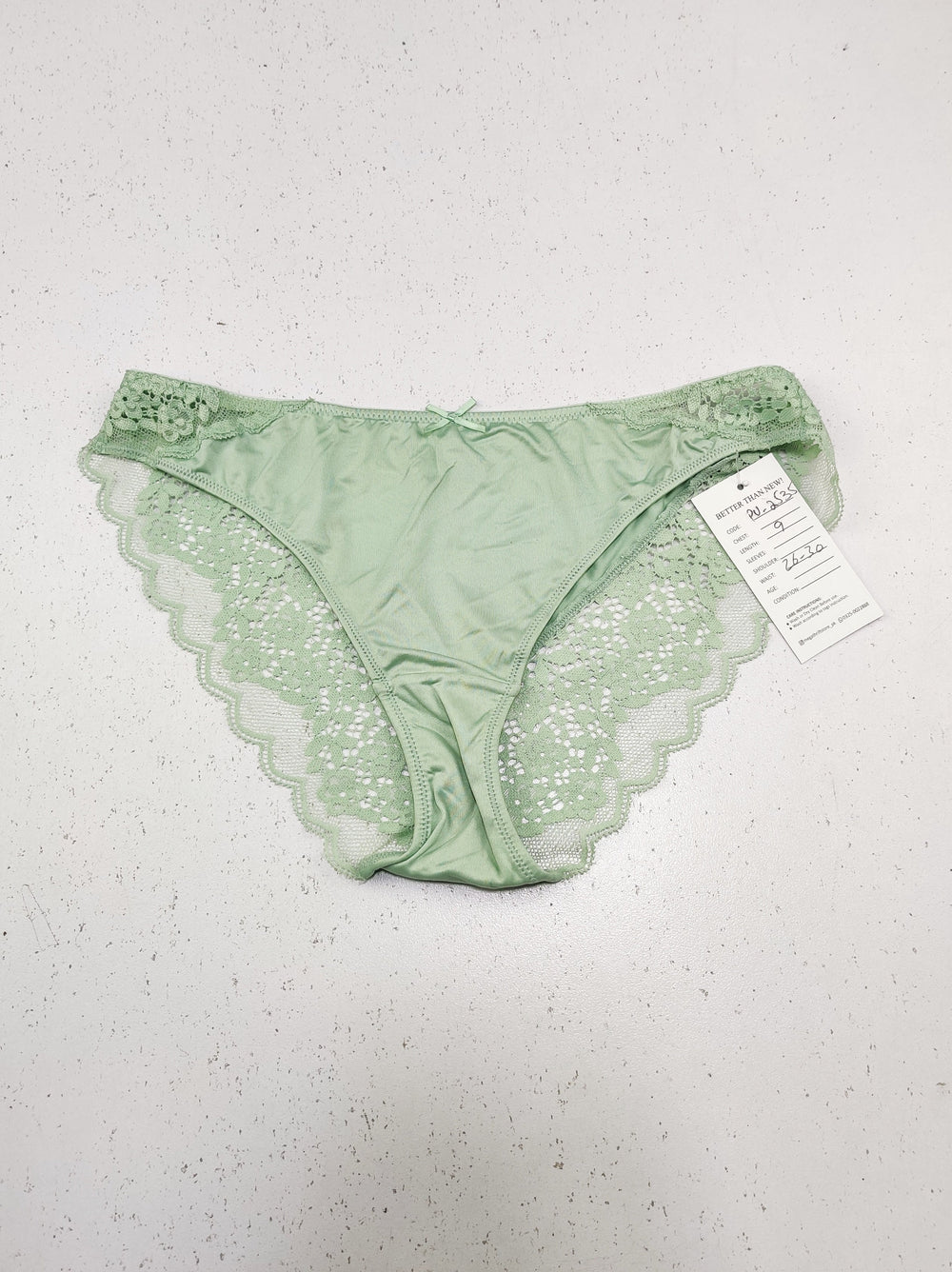 Buy online pre-used pre-loved 100% authentic & Original branded Unknown Brand (PU-2535) available in Pakistan. Top international brands avilable.