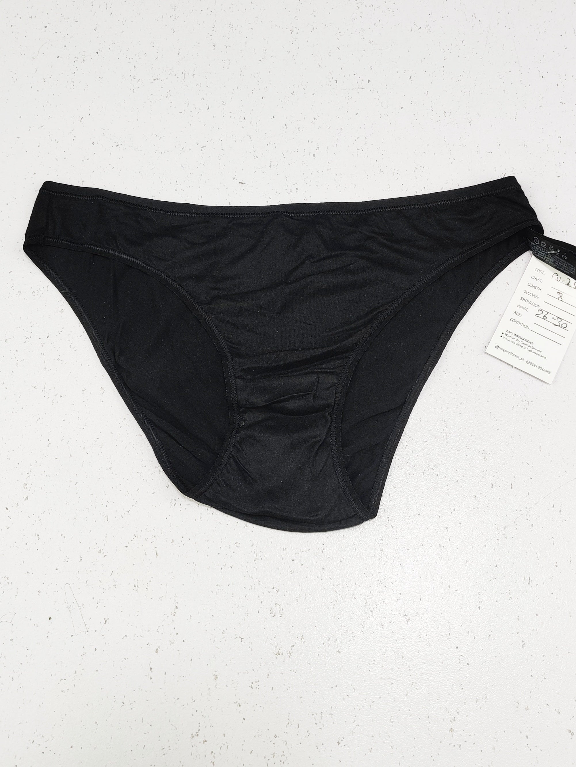 Buy online pre-used pre-loved 100% authentic & Original branded Primark (PU-2577) available in Pakistan. Top international brands avilable.