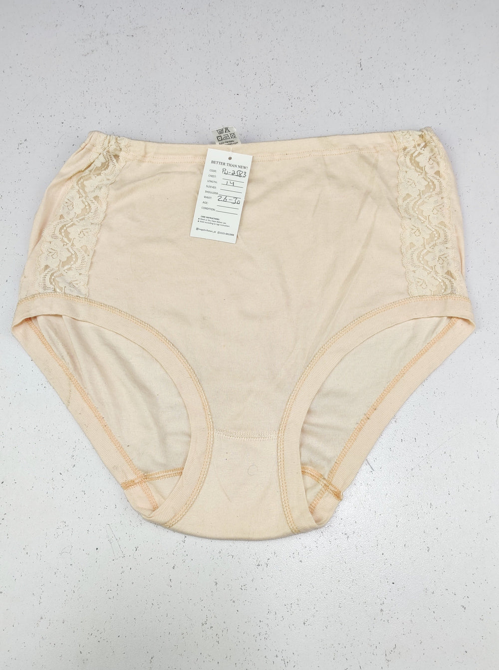 Buy online pre-used pre-loved 100% authentic & Original branded Unknown Brand (PU-2583) available in Pakistan. Top international brands avilable.