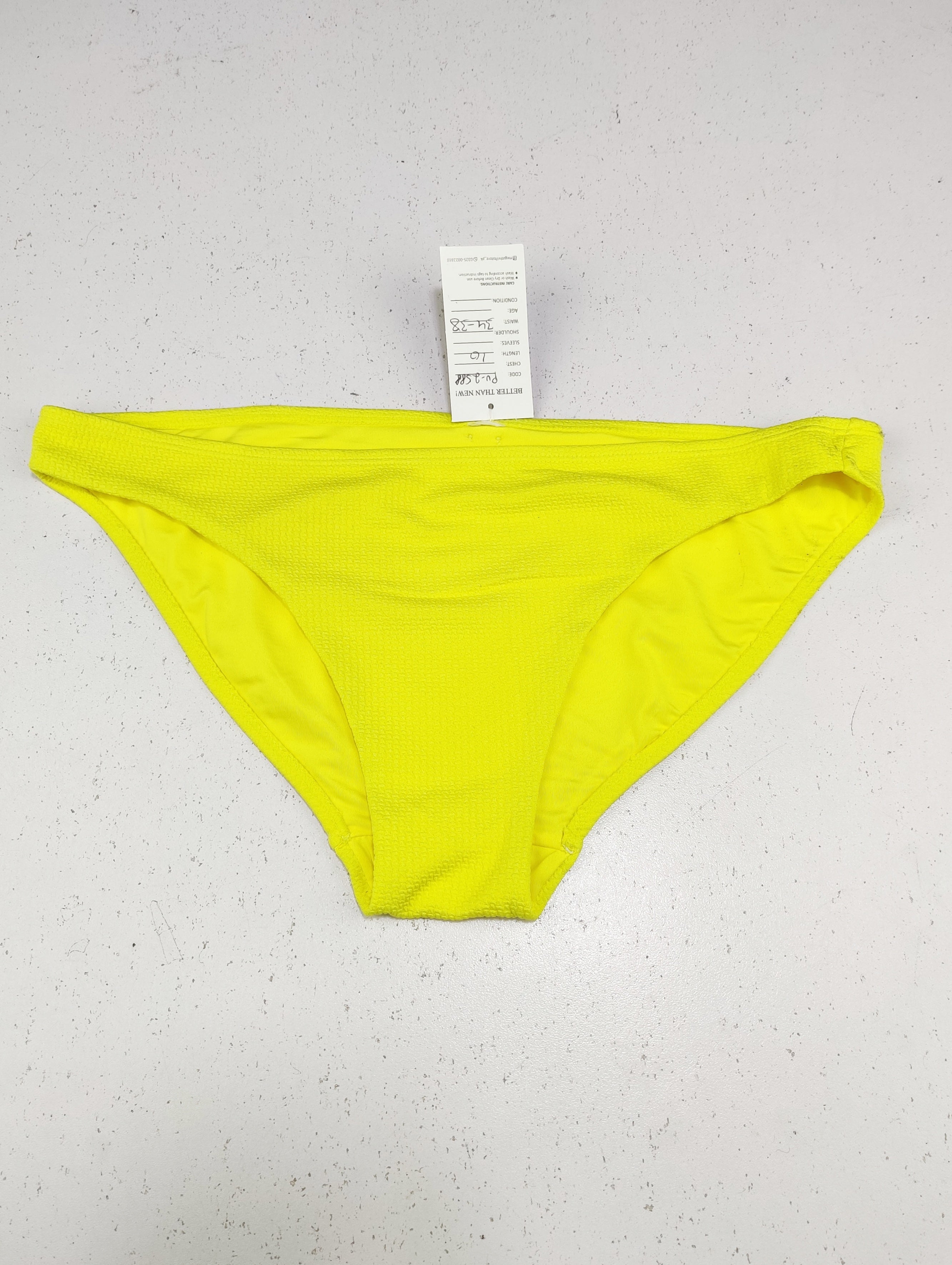 Buy online pre-used pre-loved 100% authentic & Original branded Unknown Brand (PU-2588) available in Pakistan. Top international brands avilable.