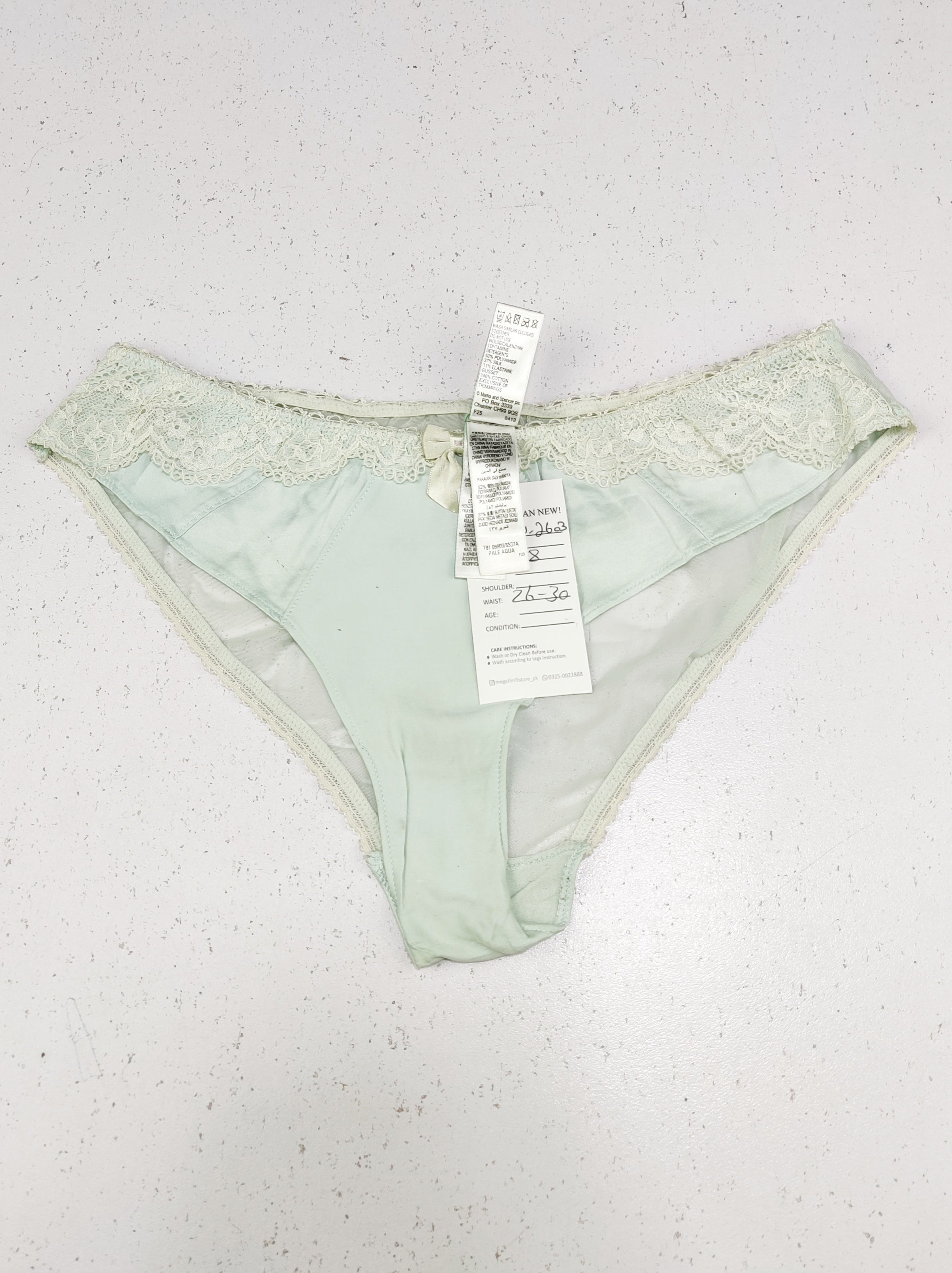 Buy online pre-used pre-loved 100% authentic & Original branded Limited Collection (PU-2603) available in Pakistan. Top international brands avilable.
