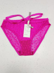Buy online pre-used pre-loved 100% authentic & Original branded Victoria'S Secret (PU-2624) available in Pakistan. Top international brands avilable.