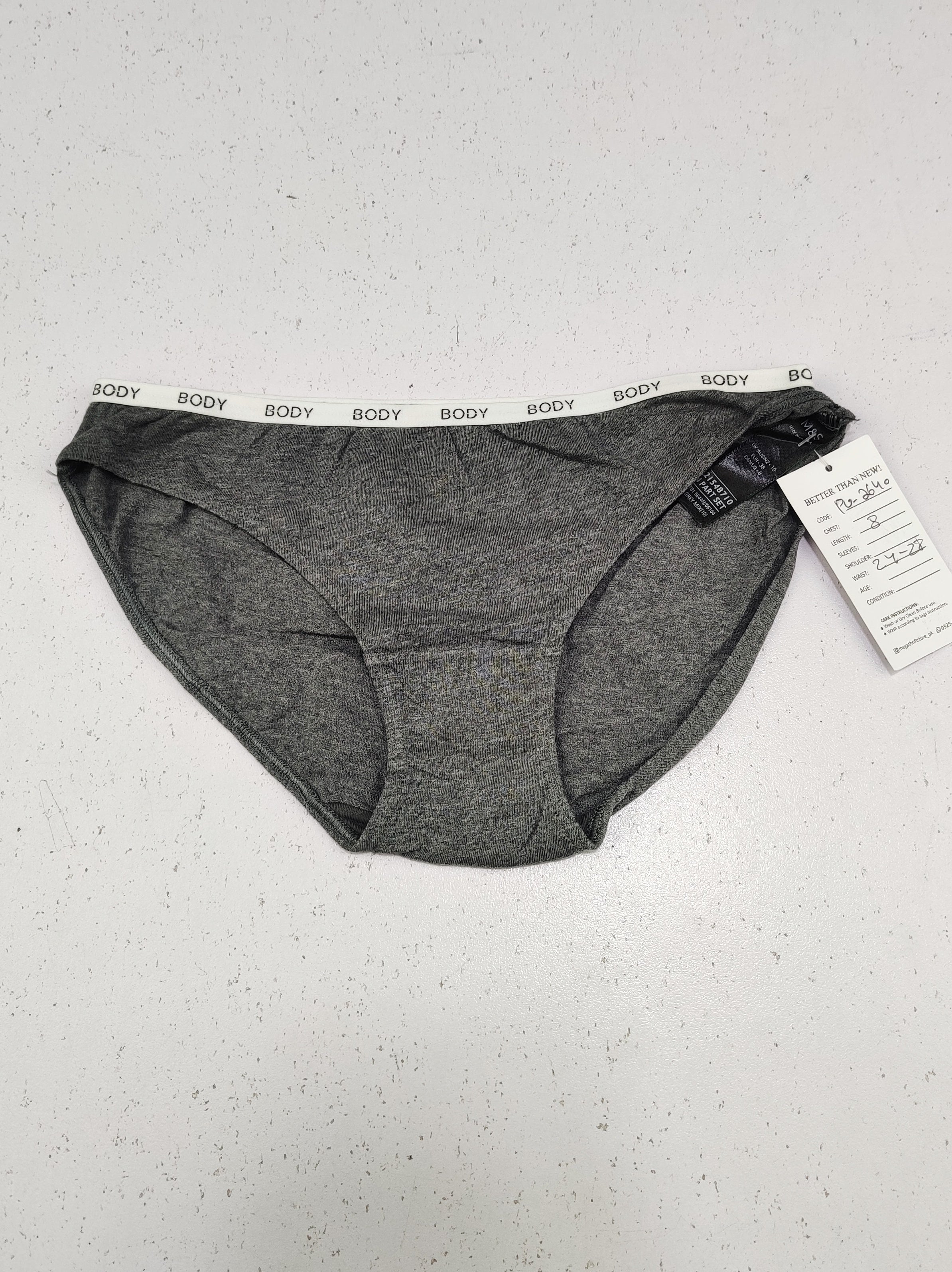 Buy online pre-used pre-loved 100% authentic & Original branded Marks & Spencer (PU-2640) available in Pakistan. Top international brands avilable.