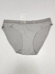 Buy online pre-used pre-loved 100% authentic & Original branded Lucky Brand (PU-2647) available in Pakistan. Top international brands avilable.