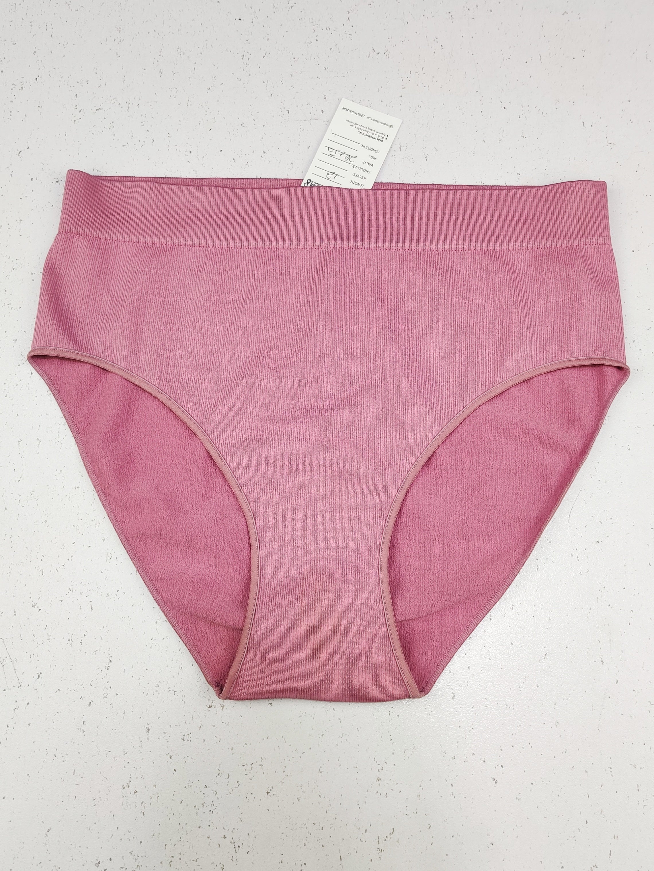 Buy online pre-used pre-loved 100% authentic & Original branded Primark (PU-2648) available in Pakistan. Top international brands avilable.