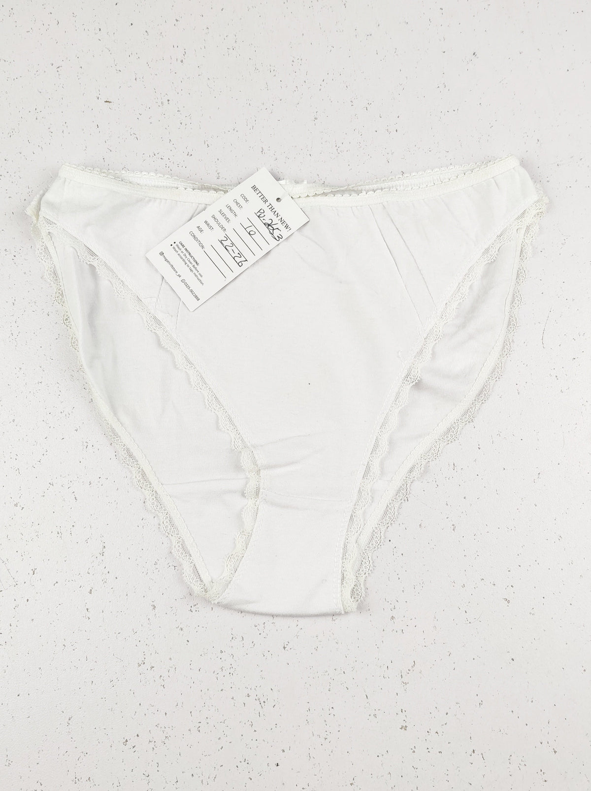 Buy online pre-used pre-loved 100% authentic & Original branded Unknown Brand (PU-2653) available in Pakistan. Top international brands avilable.