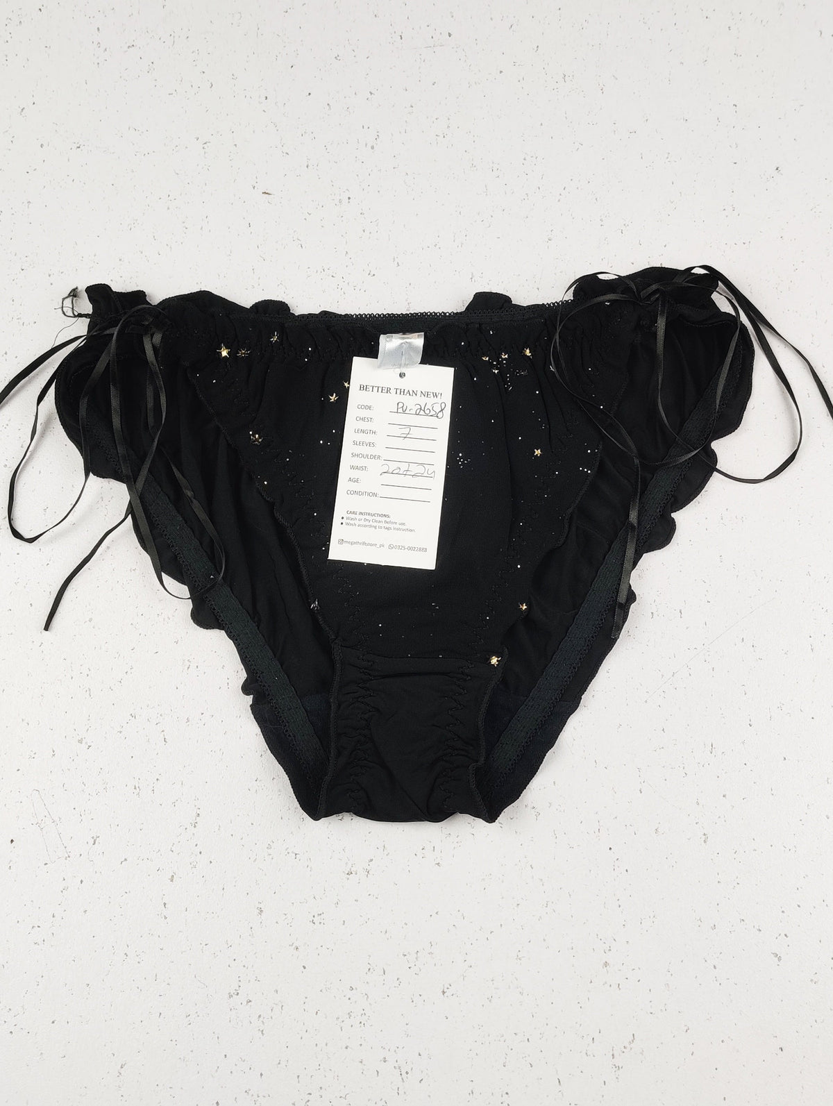 Buy online pre-used pre-loved 100% authentic & Original branded Unknown Brand (PU-2658) available in Pakistan. Top international brands avilable.