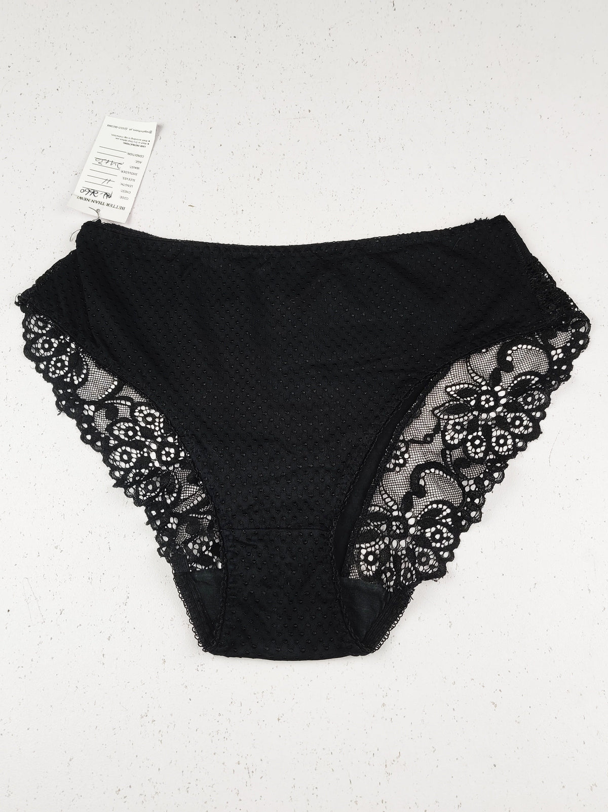 Buy online pre-used pre-loved 100% authentic & Original branded Unknown Brand (PU-2660) available in Pakistan. Top international brands avilable.