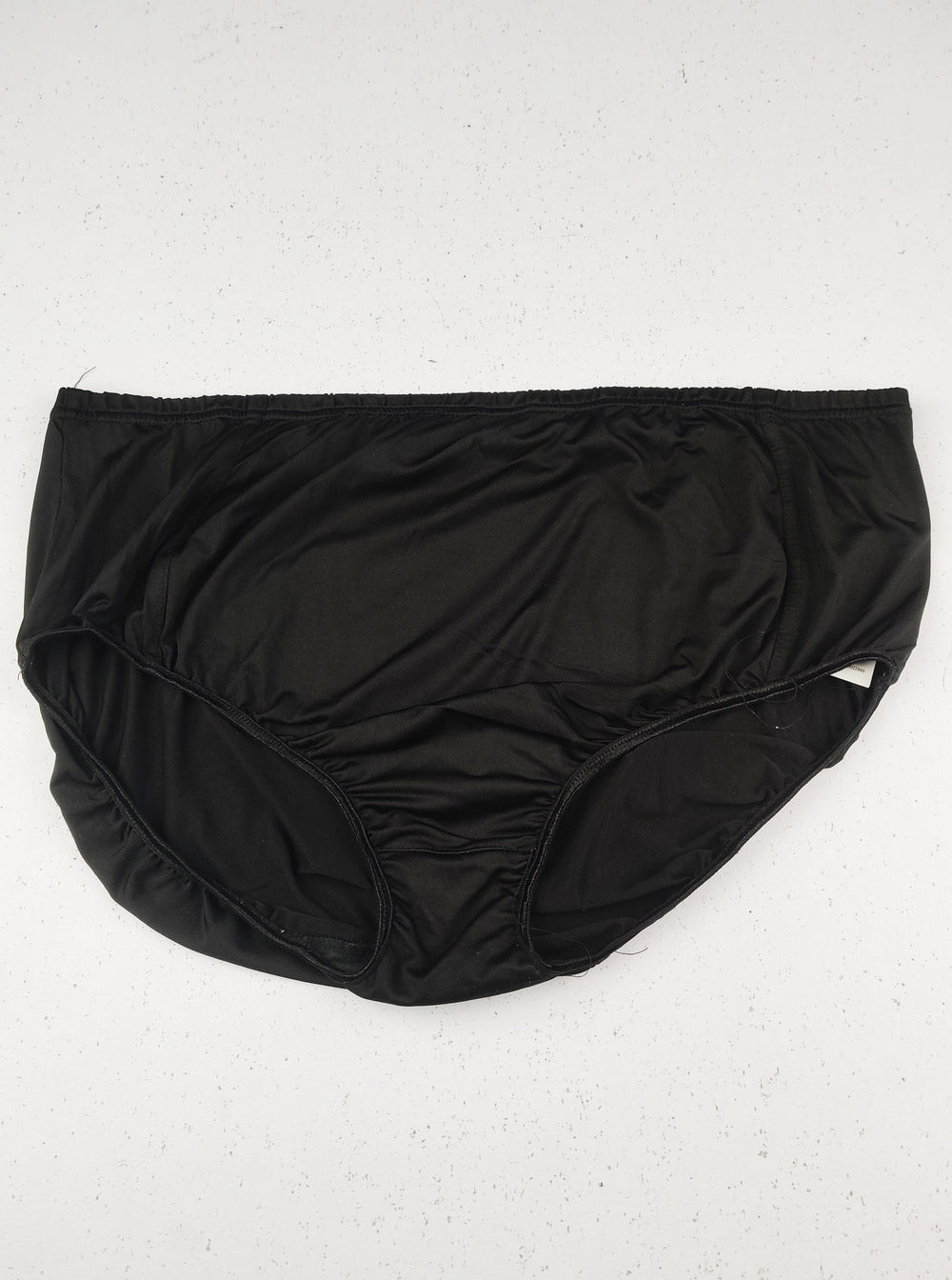 Buy online pre-used pre-loved 100% authentic & Original branded Pronto Woman (PU-2685) available in Pakistan. Top international brands avilable.