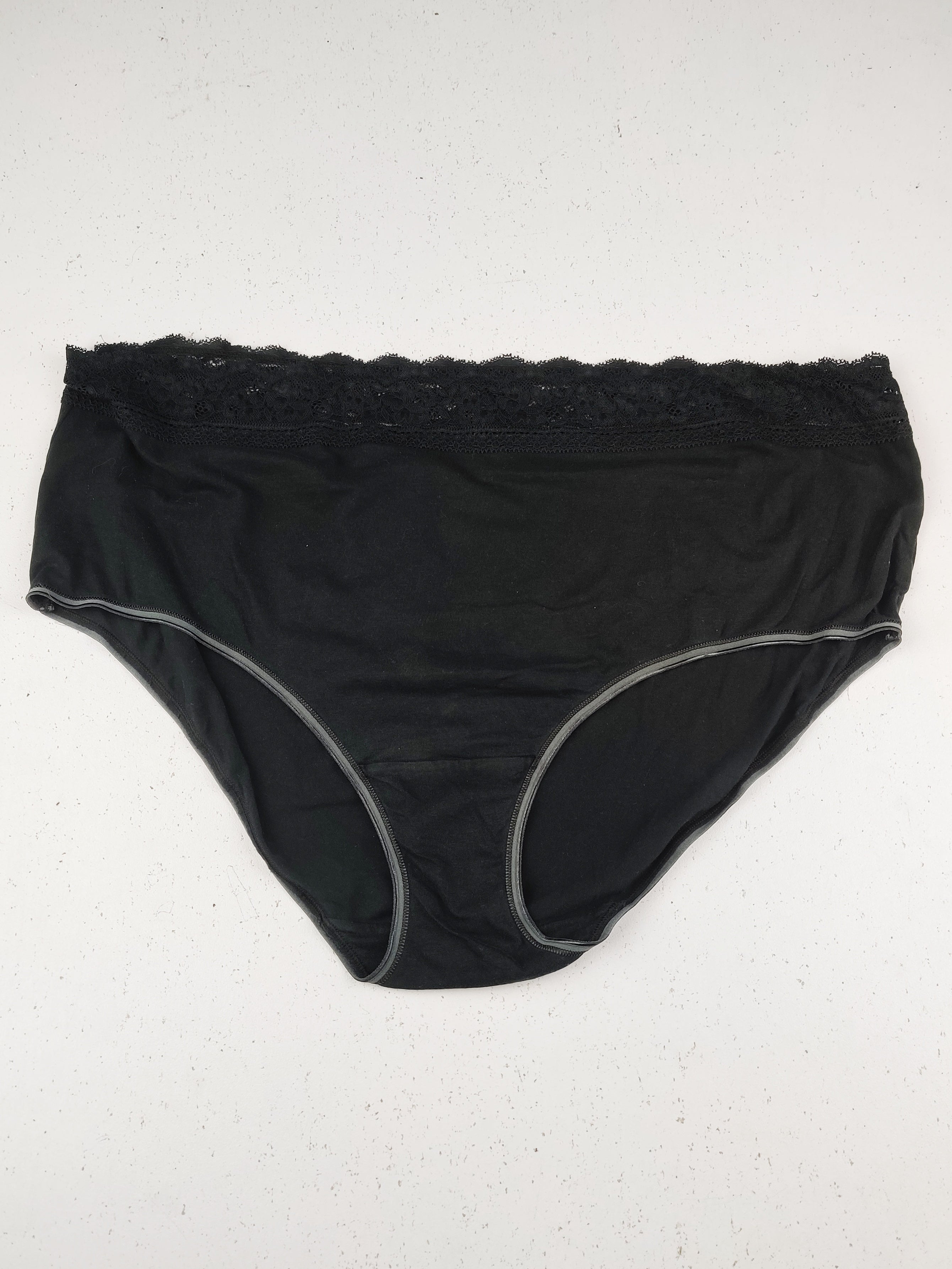 Buy online pre-used pre-loved 100% authentic & Original branded Marks & Spencer (PU-2687) available in Pakistan. Top international brands avilable.