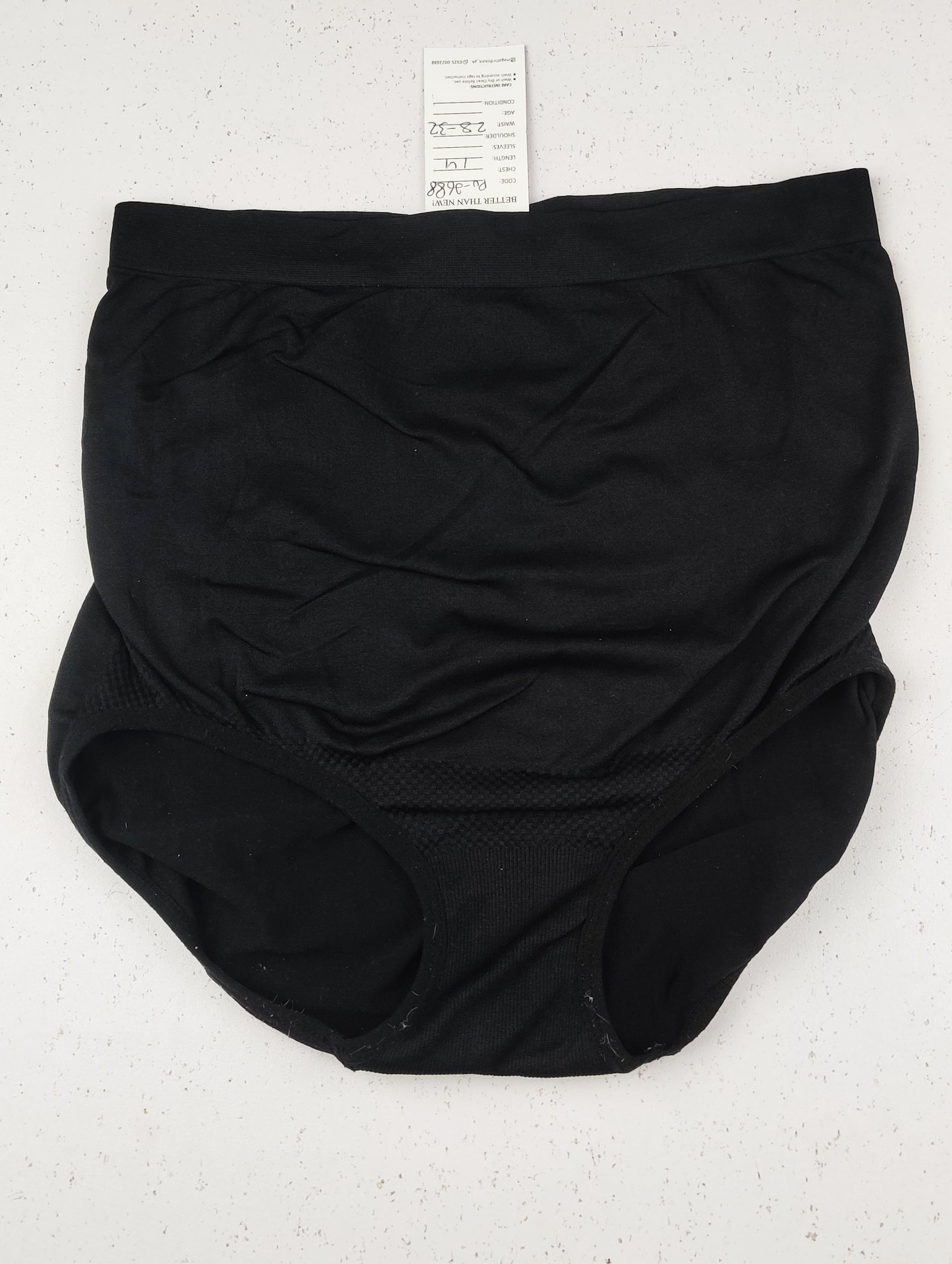 Buy online pre-used pre-loved 100% authentic & Original branded Unknown Brand (PU-2688) available in Pakistan. Top international brands avilable.