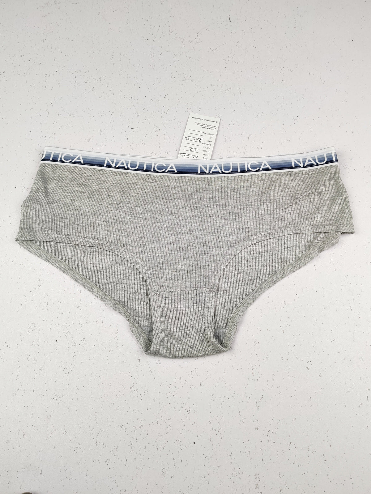 Buy online pre-used pre-loved 100% authentic & Original branded Unknown Brand (PU-2722) available in Pakistan. Top international brands avilable.