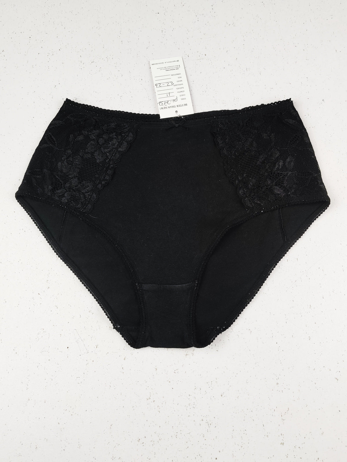 Buy online pre-used pre-loved 100% authentic & Original branded Unknown Brand (PU-2732) available in Pakistan. Top international brands avilable.