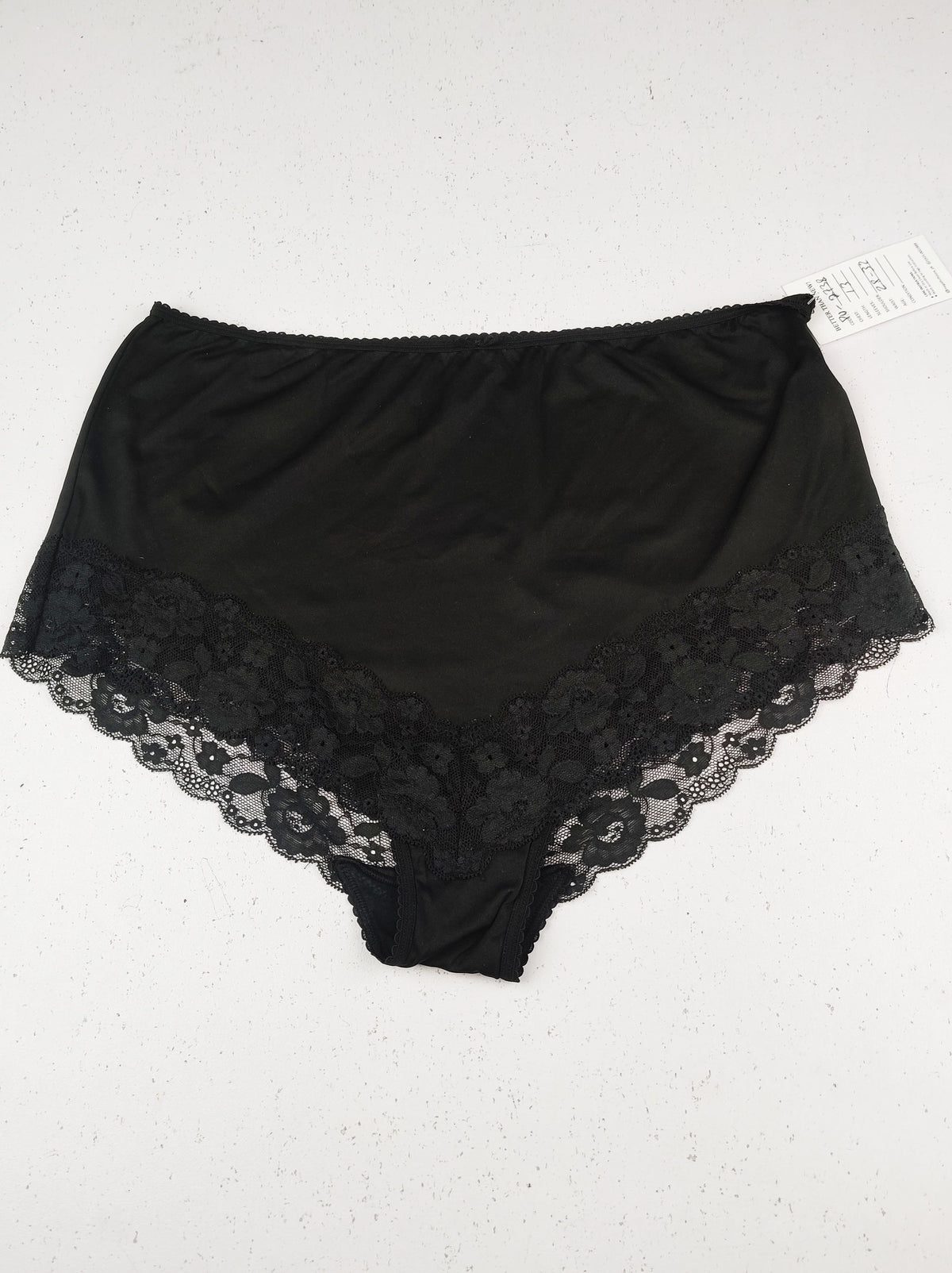 Buy online pre-used pre-loved 100% authentic & Original branded Marks & Spencer (PU-2738) available in Pakistan. Top international brands avilable.