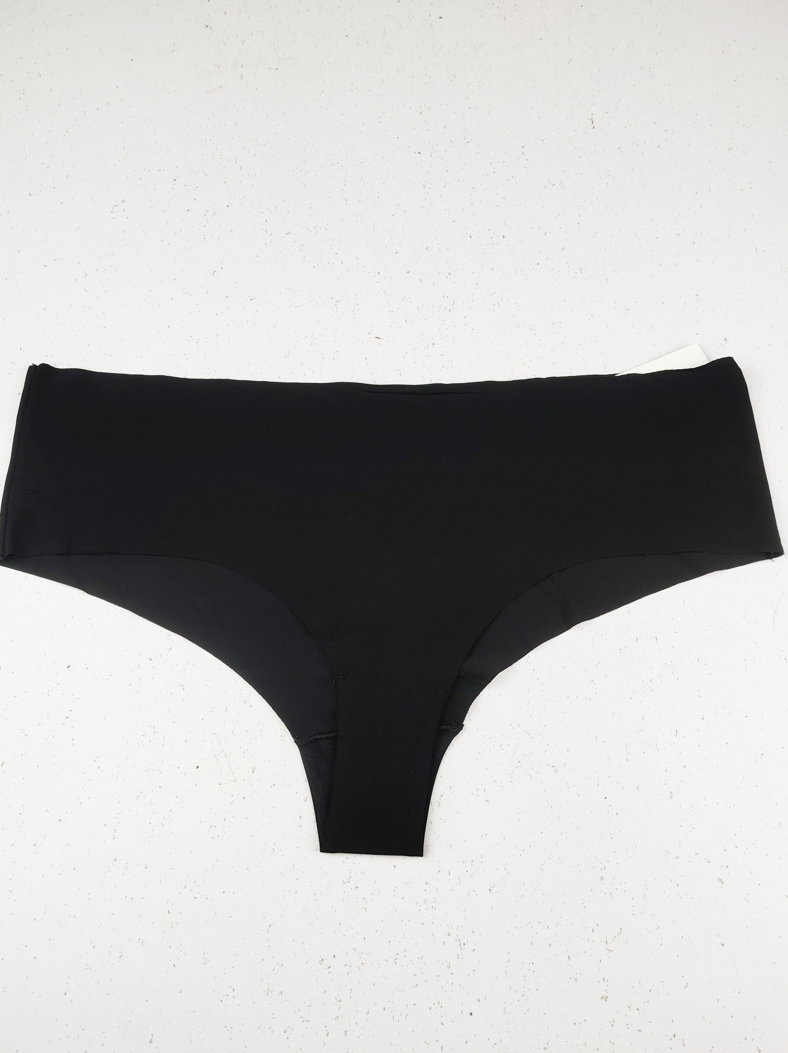 Buy online pre-used pre-loved 100% authentic & Original branded Unknown Brand (PU-2739) available in Pakistan. Top international brands avilable.