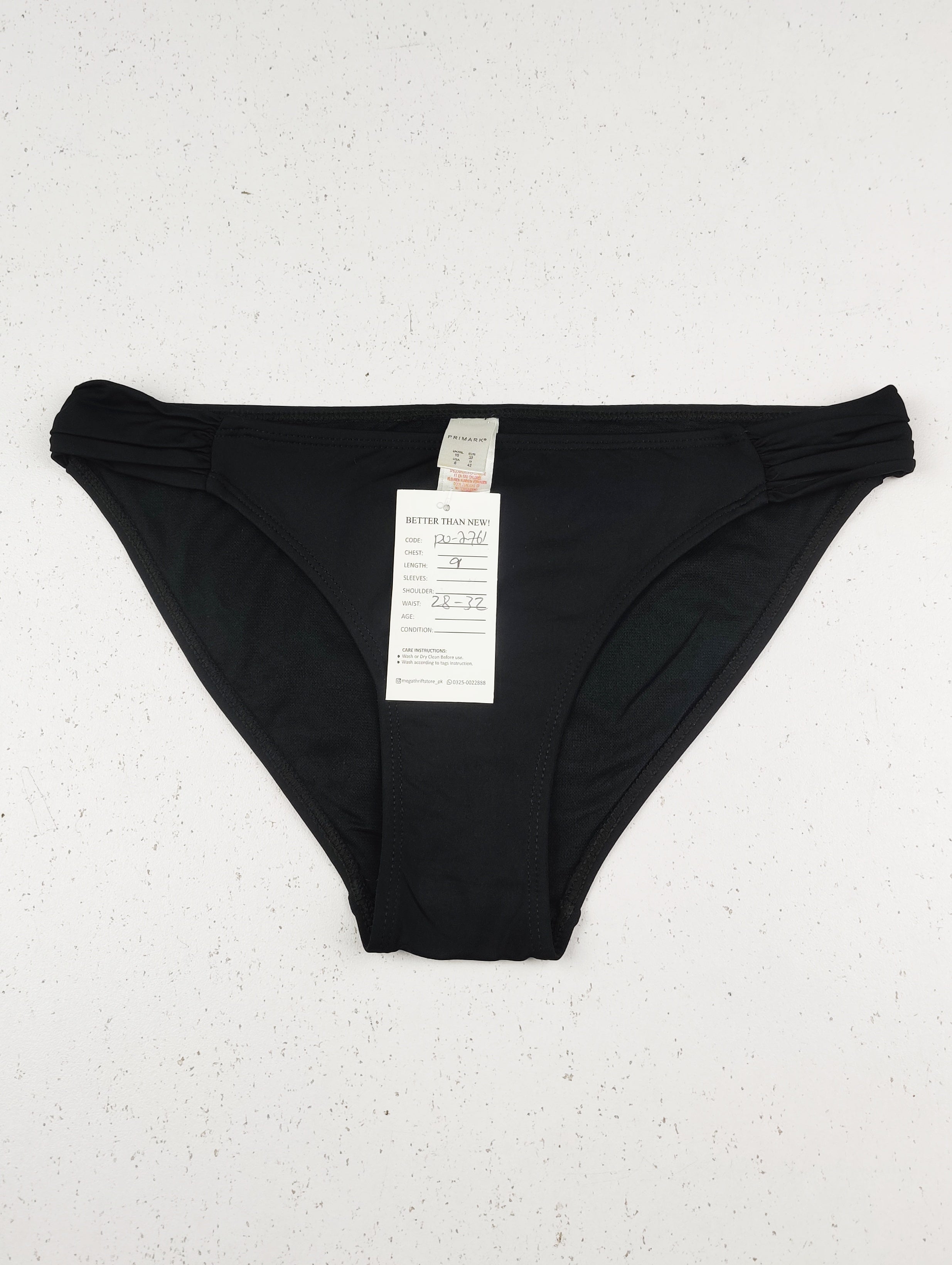 Buy online pre-used pre-loved 100% authentic & Original branded Primark (PU-2761) available in Pakistan. Top international brands avilable.