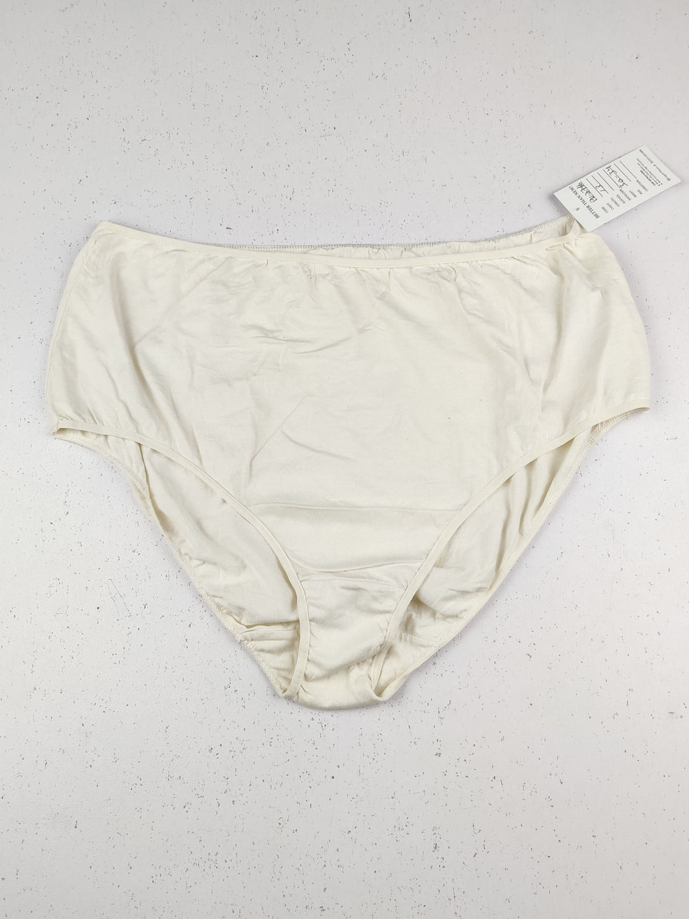 Buy online pre-used pre-loved 100% authentic & Original branded Primark (PU-2766) available in Pakistan. Top international brands avilable.