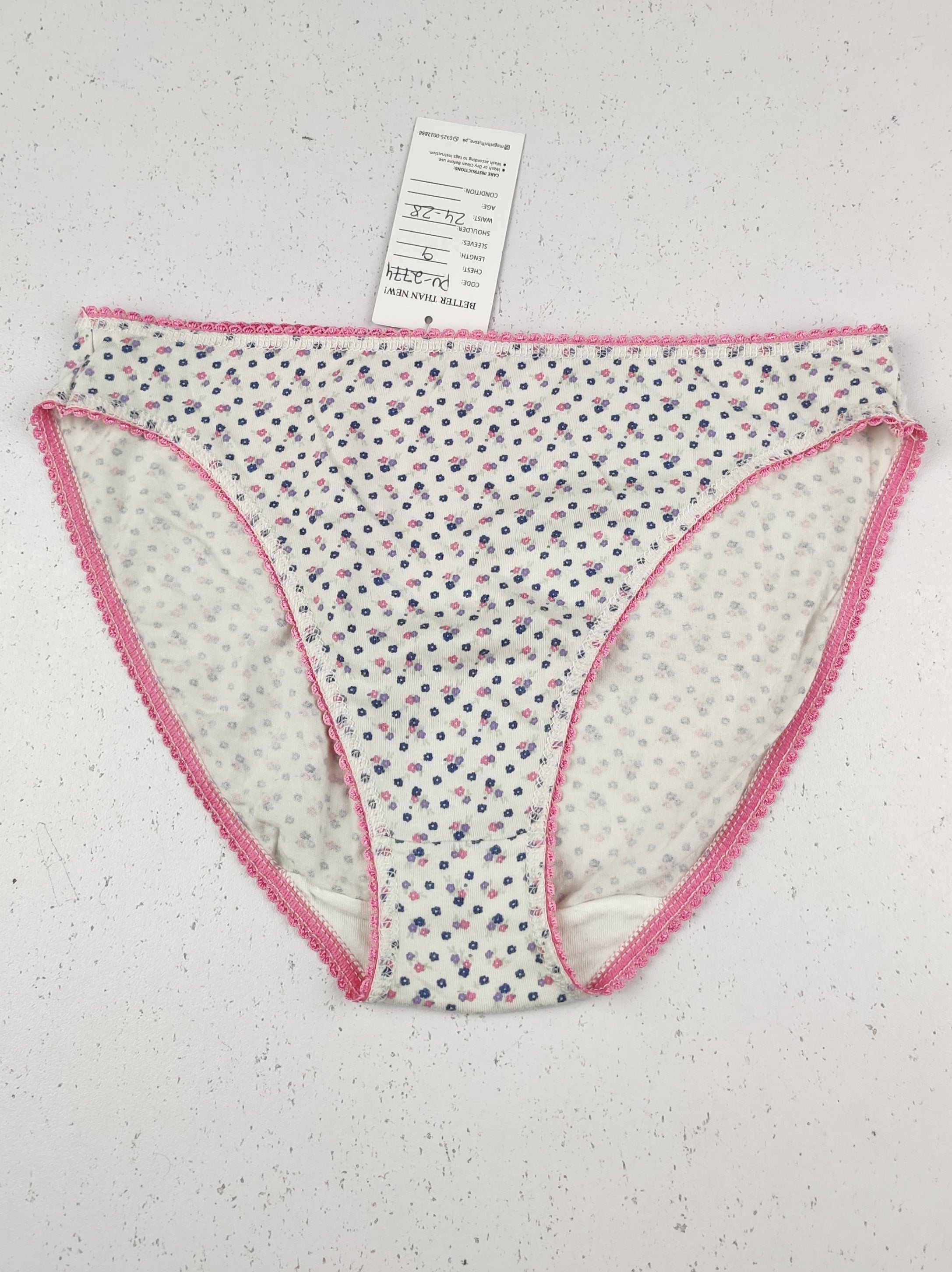 Buy online pre-used pre-loved 100% authentic & Original branded Unknown Brand (PU-2774) available in Pakistan. Top international brands avilable.