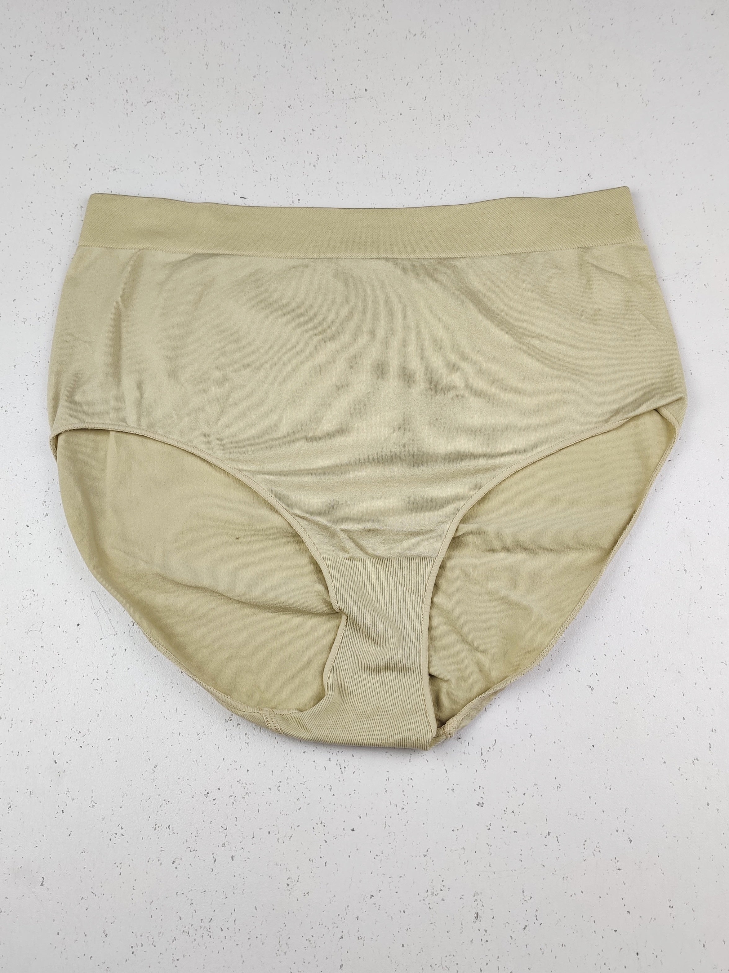 Buy online pre-used pre-loved 100% authentic & Original branded Primark (PU-2787) available in Pakistan. Top international brands avilable.